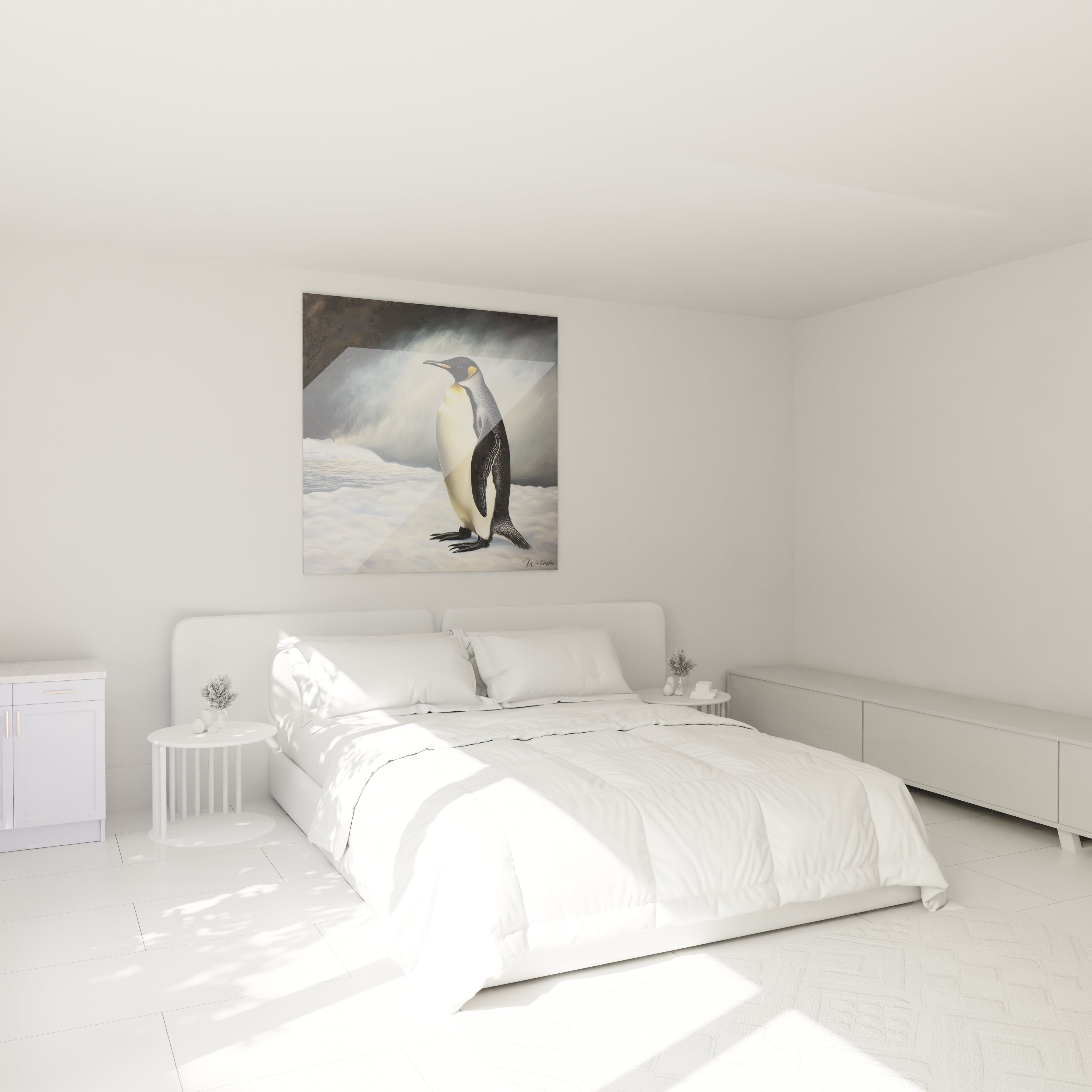 Tableau manchot Walensky accroché au-dessus d'un lit moderne dans une chambre blanche lumineuse