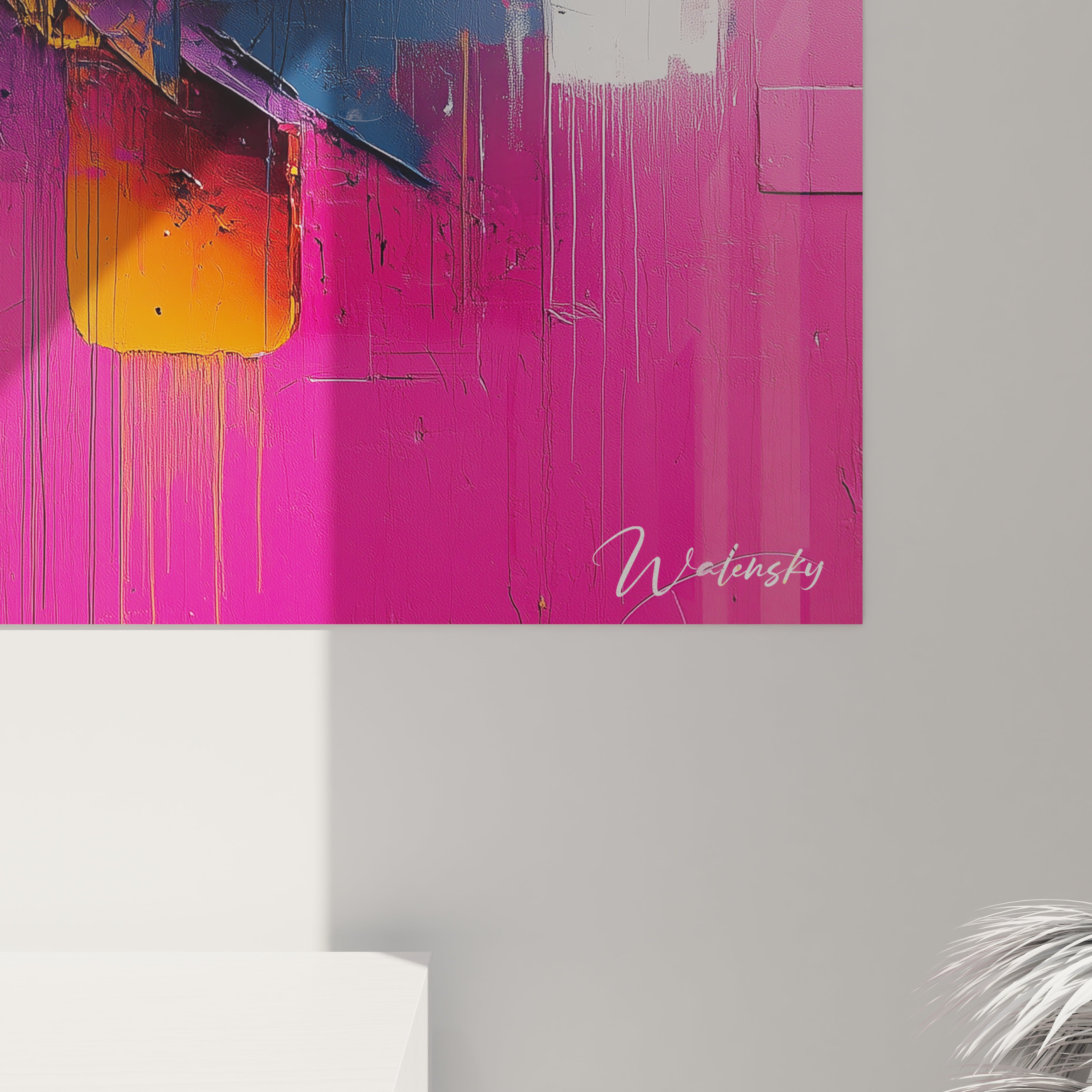 Un tableau abstrait urbain au style explosif combinant des aplats de rose vif et d'orange lumineux avec des éléments graphiques en bleu marine et noir, caractérisé par des textures dynamiques, des couches superposées et un mouvement centrifuge partant du cœur de l'œuvre.
