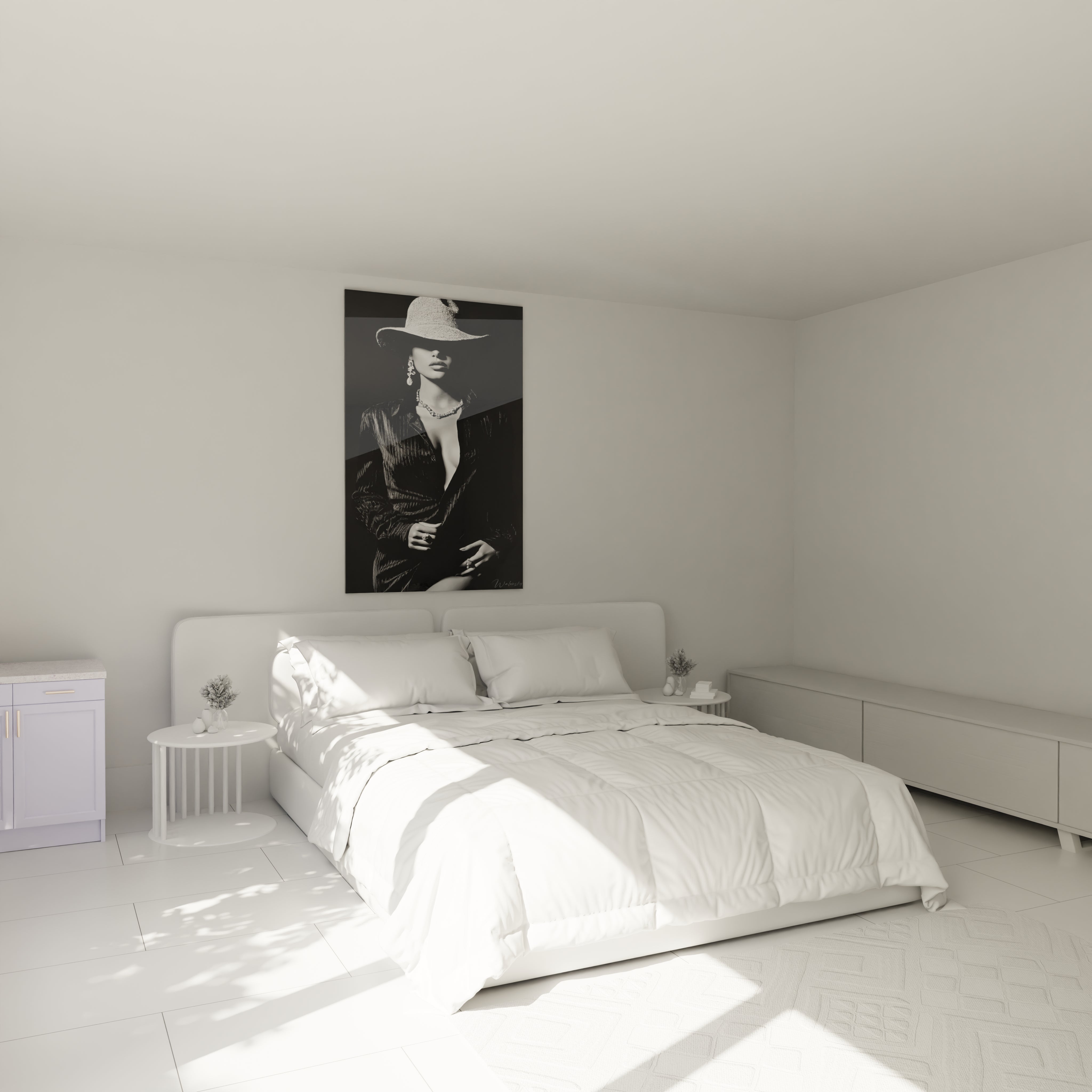 Tableau mural portrait femme noir et blanc accroché au-dessus d'un lit moderne dans une chambre lumineuse