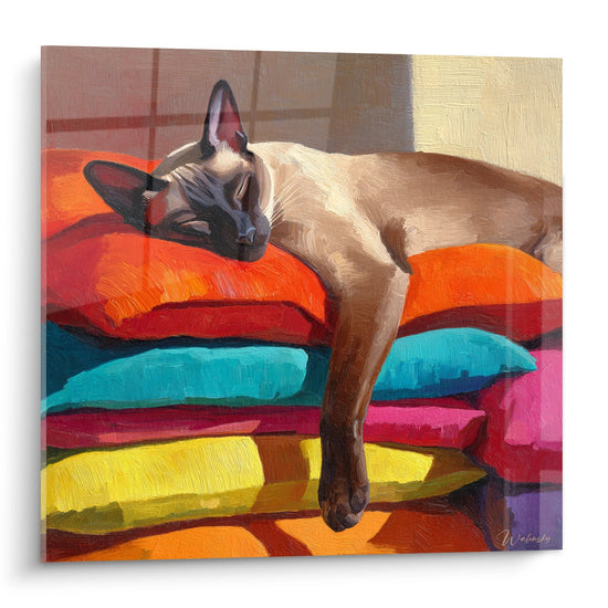 Schilderij Siamese Kat op Kleurrijke Kussens - Artistieke Siësta - Siamese kat Editie