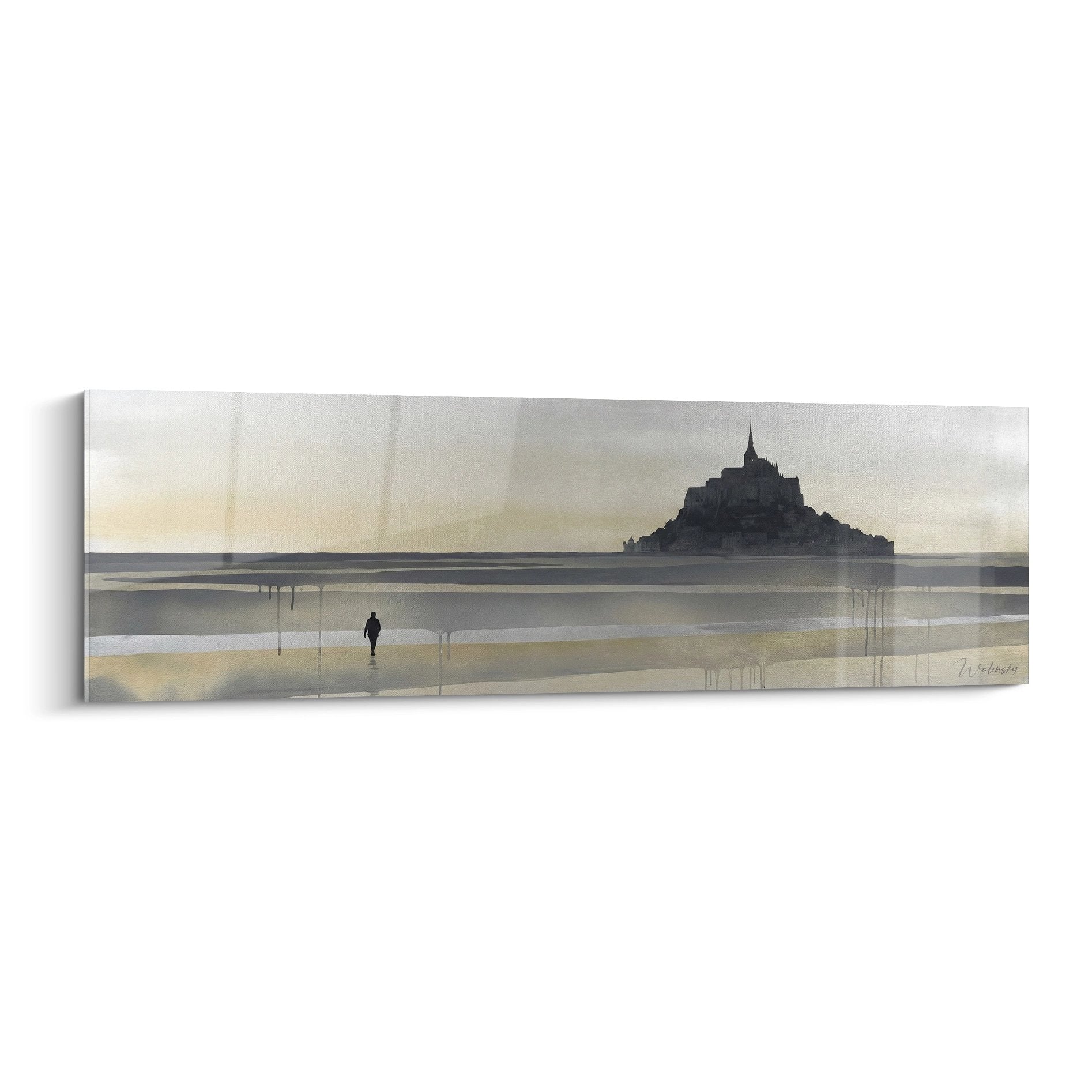 Tableau panoramique du Mont-Saint-Michel avec personnage solitaire sur la greve normande tons beiges et gris