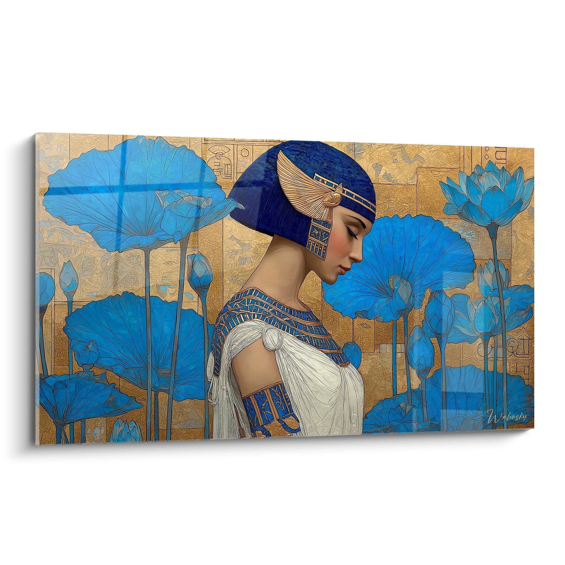 Tableau art deco femme egyptienne avec coiffe traditionnelle entouree de lotus bleus sur fond dore