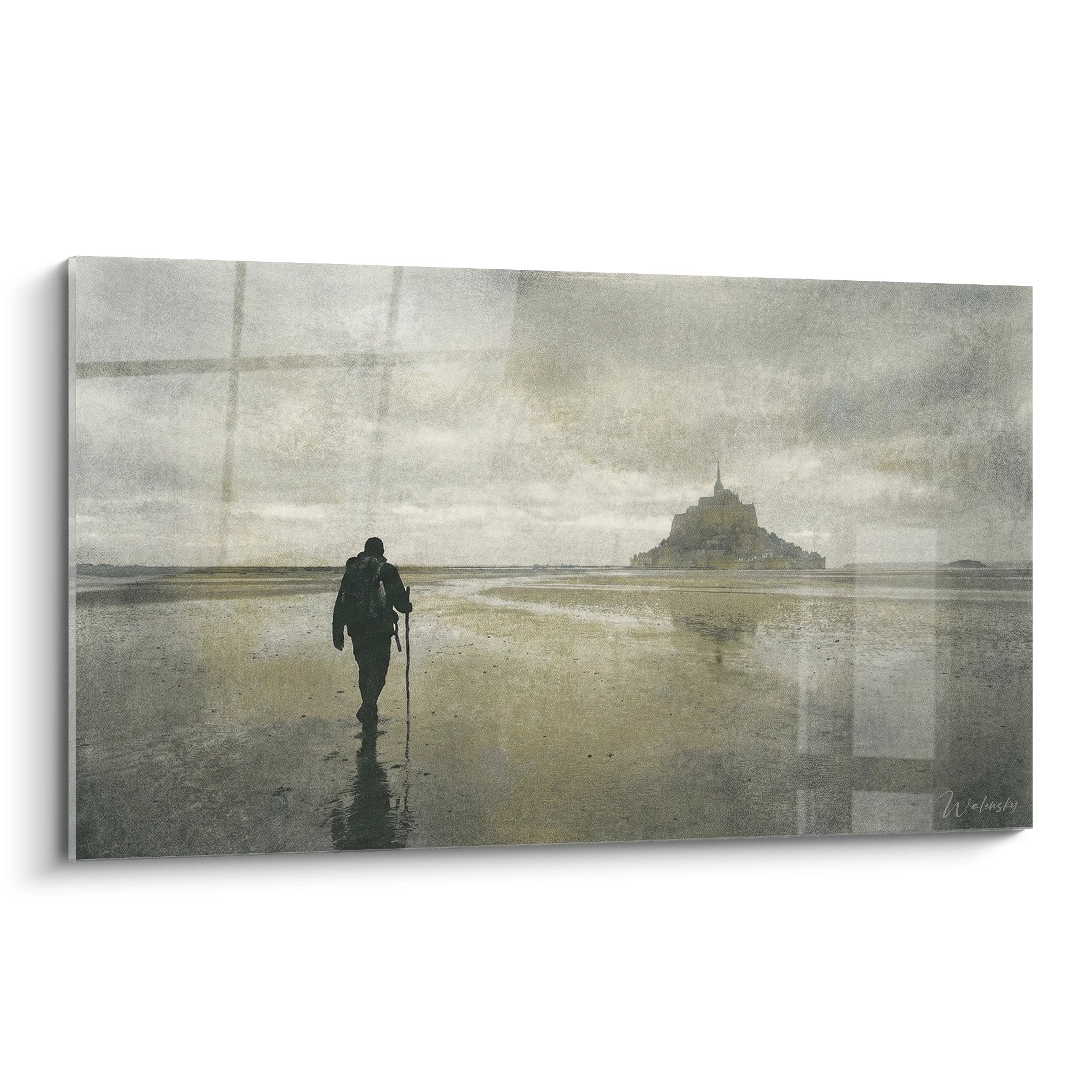 Tableau pèlerin marchant vers Mont-Saint-Michel, sables baie Normandie, art mural spirituel