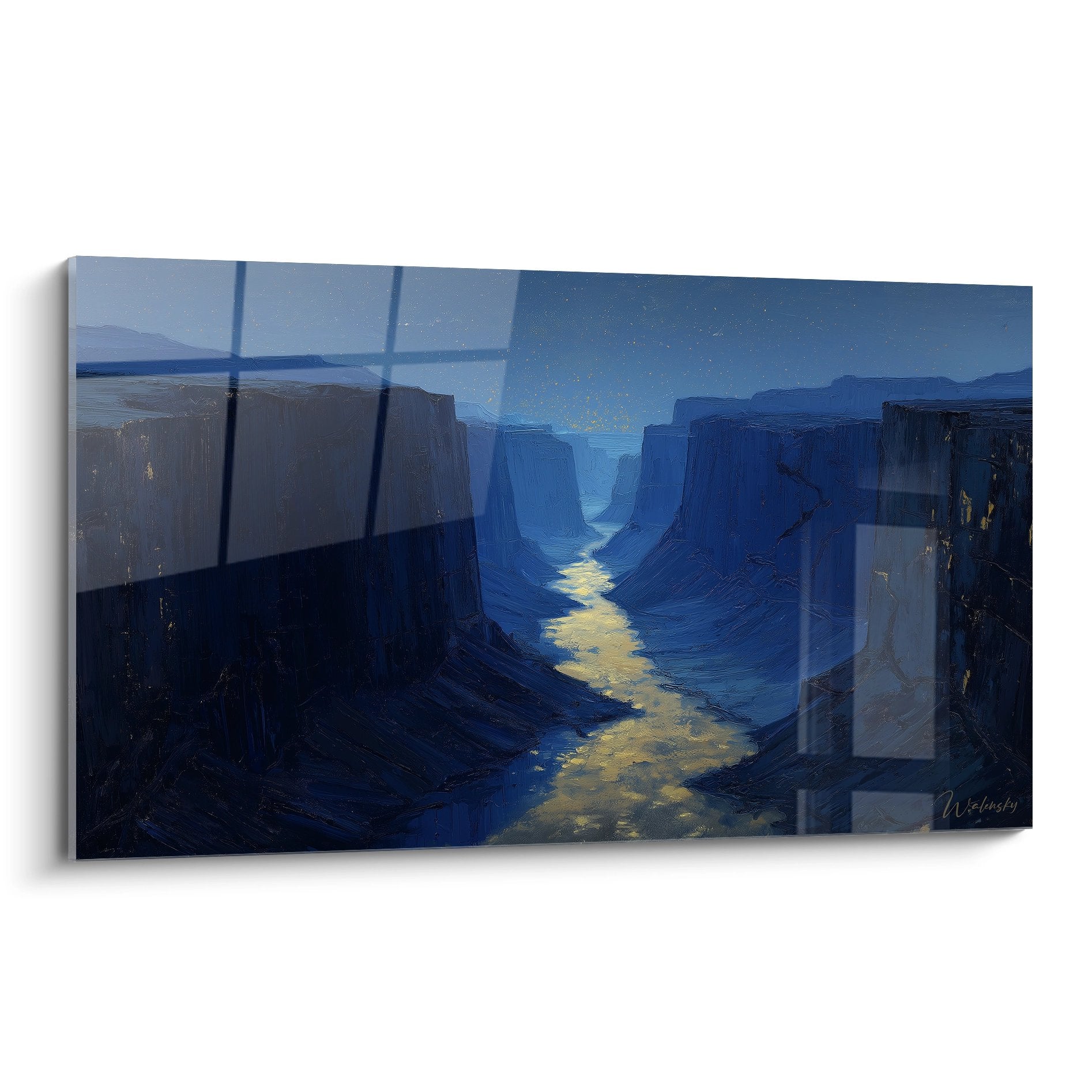 Tableau canyon nocturne avec reflets dorés sur rivière, parois rocheuses imposantes sous ciel étoilé