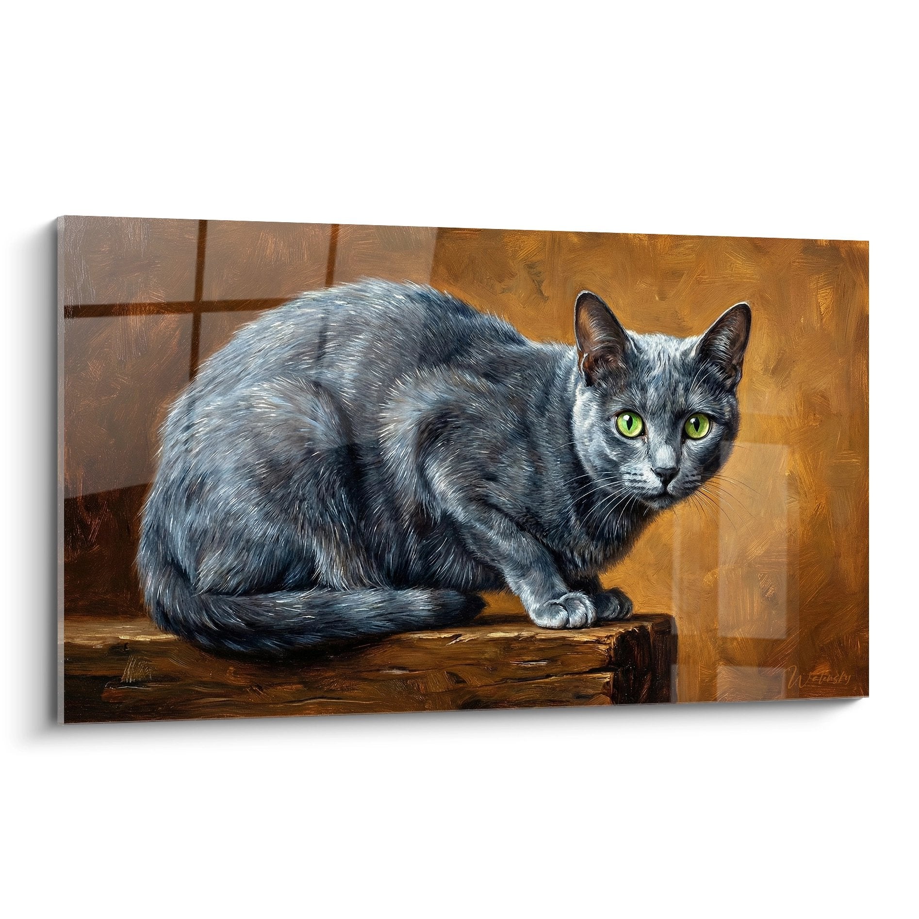 Tableau réaliste d'un chat Korat gris aux yeux verts assis sur poutre bois, fond chaud doré, art mural félin