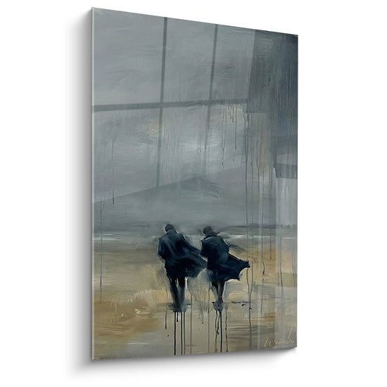 Tableau moderne représentant deux silhouettes noires sous la pluie dans un paysage gris et beige de Normandie
