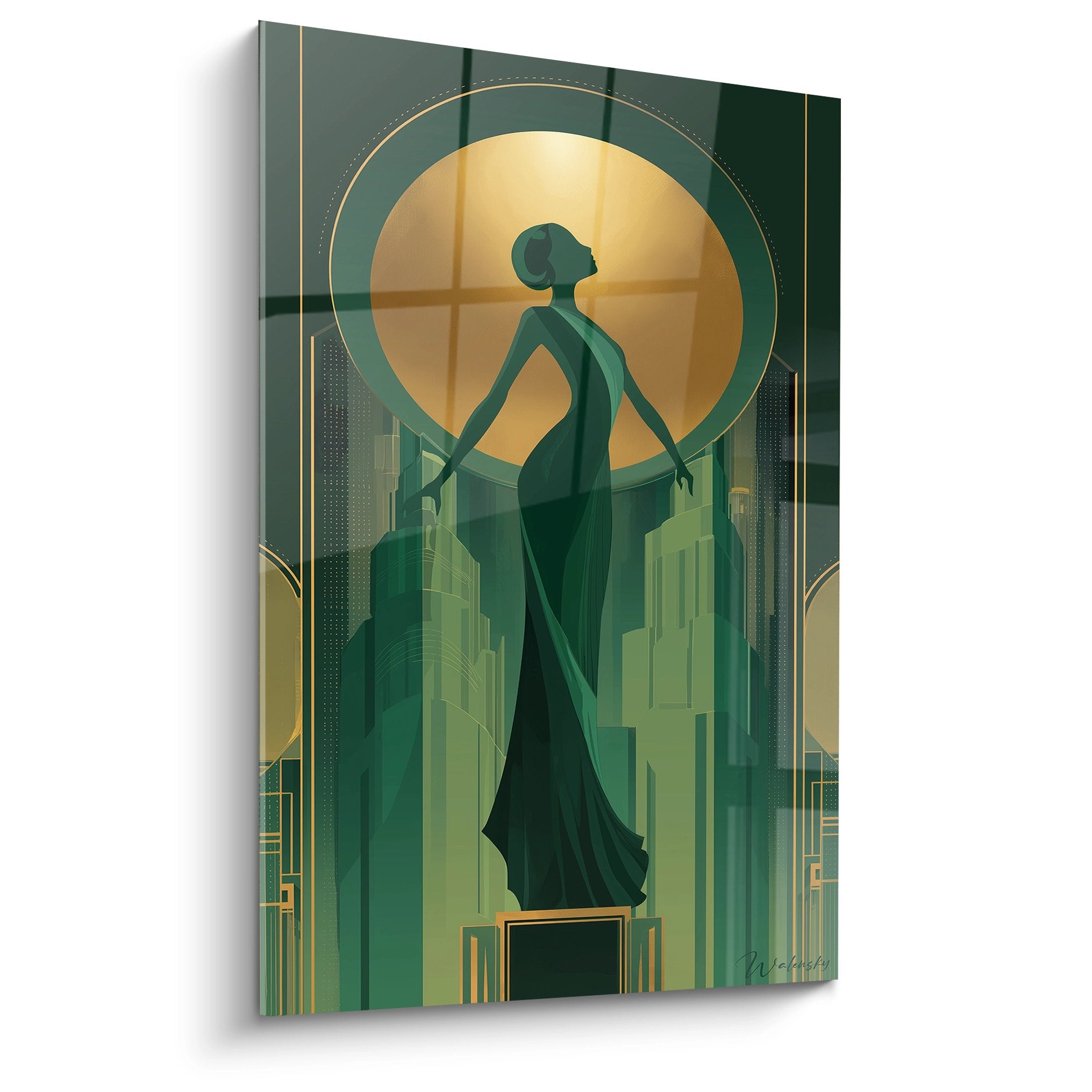 Quadro art déco che rappresenta una donna elegante in abito verde davanti a un décor urbano dorato e geometrico
