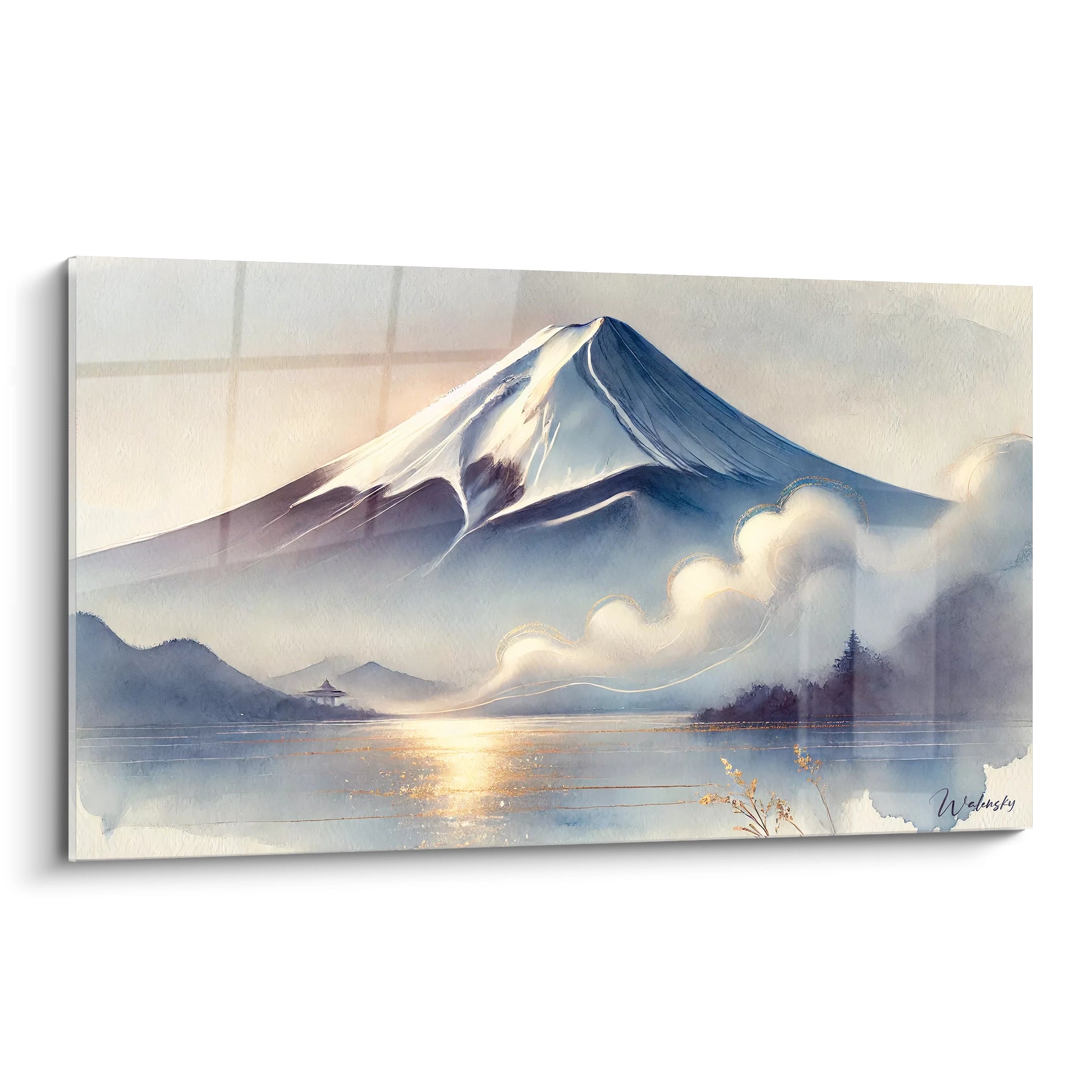 Admirez la majesté du tableau mont fuji, vu de biais, capturant l’elegance sereine du mont sacré, entouré de brumes et baigné d’une lumière dorée pour une touche contemporaine apaisante.

