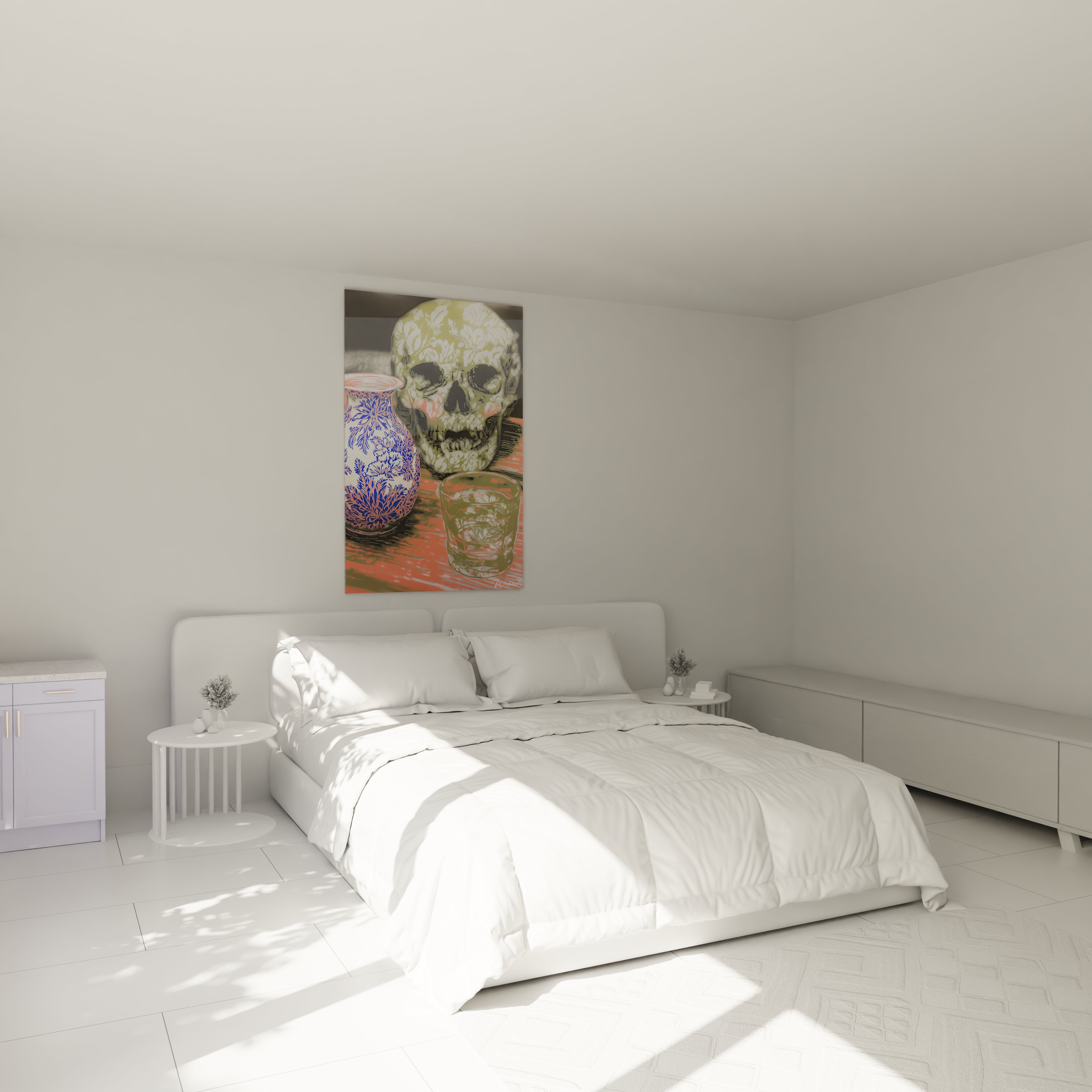 tableau crâne artistique Walensky accroché au dessus du lit blanc dans une chambre minimaliste avec vases décoratifs