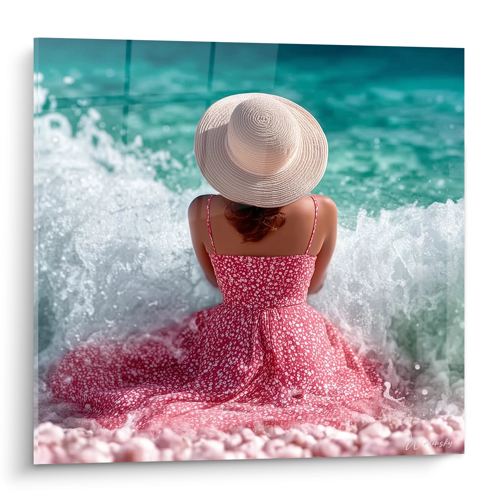 tableau femme plage moderne Walensky montrant une femme de dos en robe rose à fleurs et chapeau de paille face à la mer turquoise