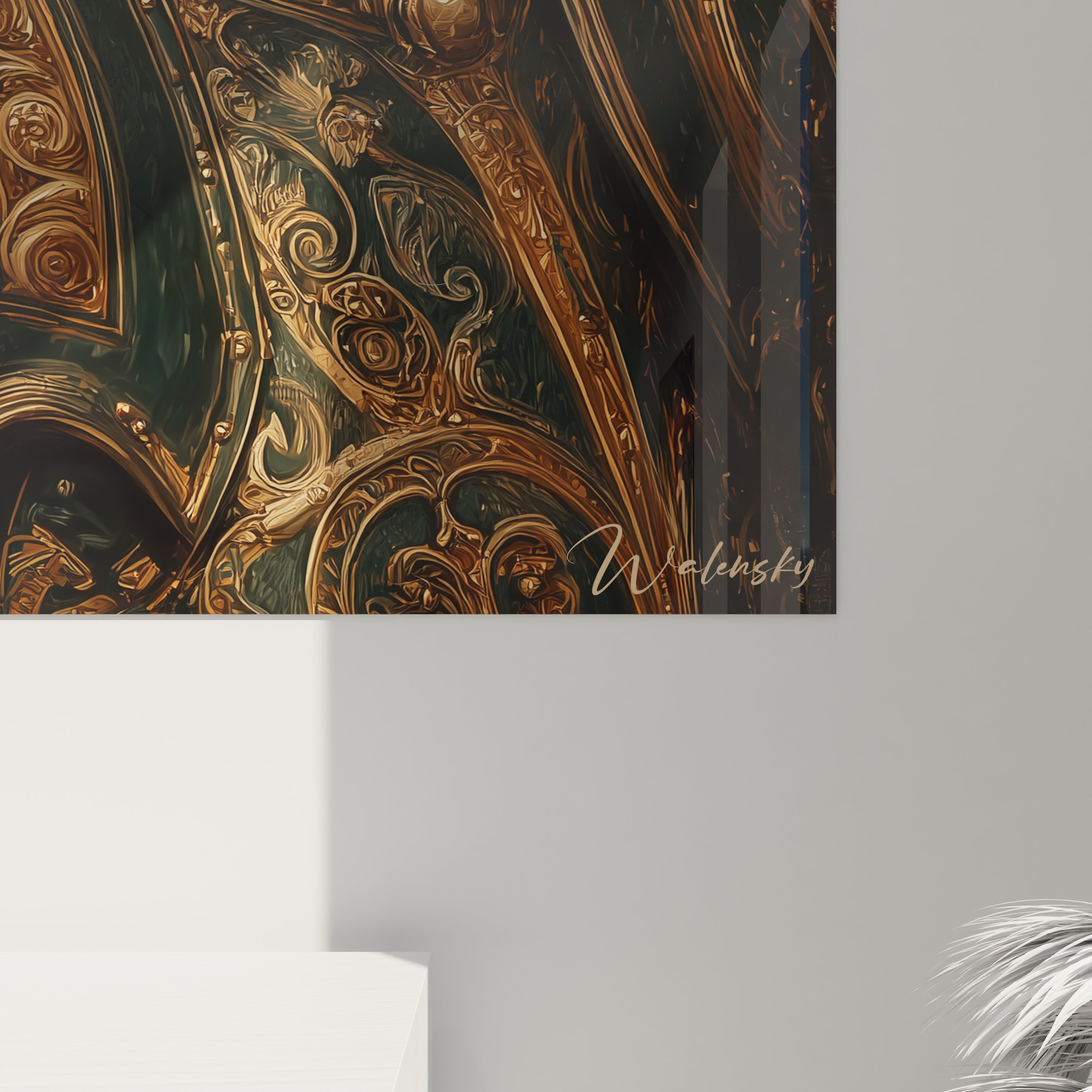 Tableau mural Walensky en gros plan d'une armure dorée ornée de motifs gravés, tableau guerrier profil noble signé