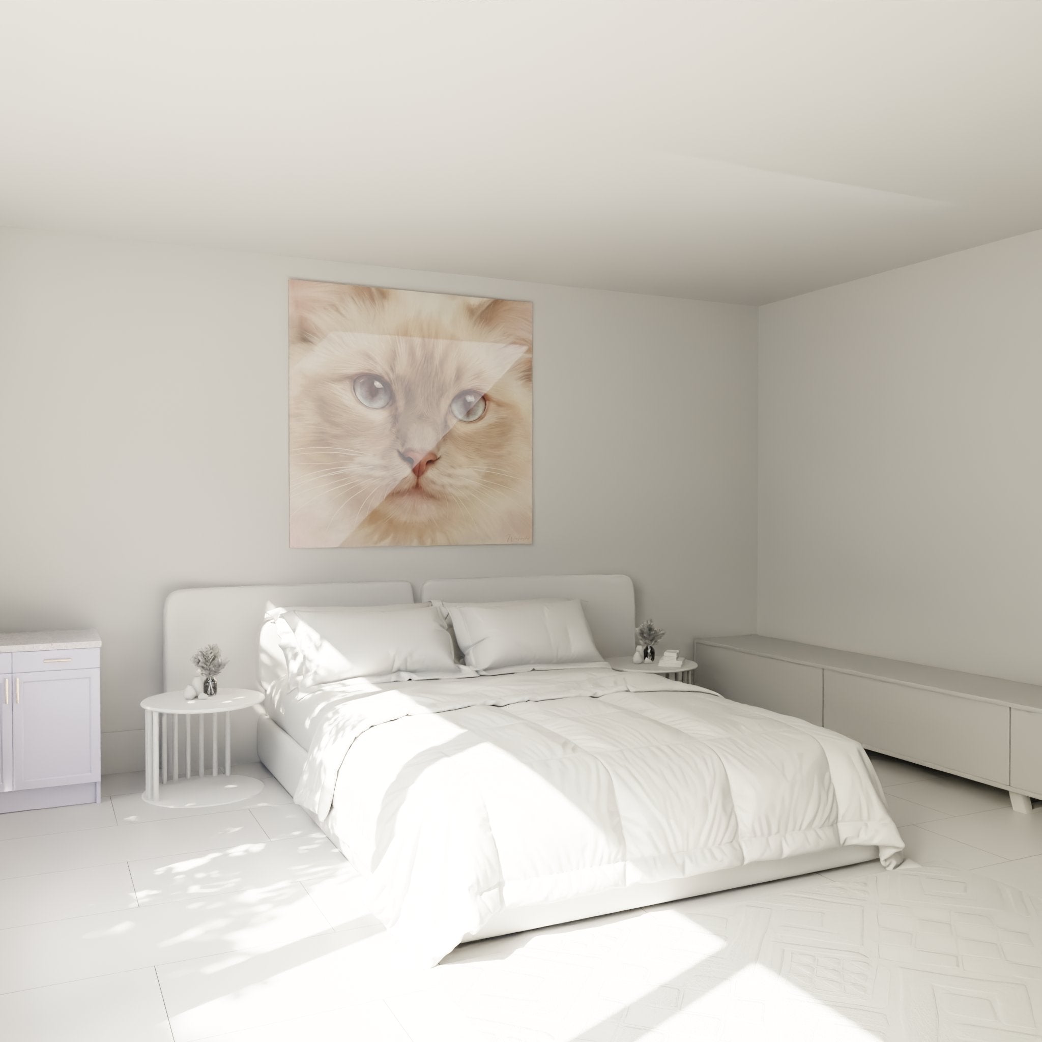 Tableau chaton Balinais yeux bleus accroché dans une chambre moderne, apportant douceur à la décoration