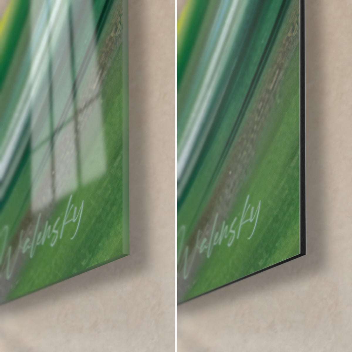 Wall art table football green and red swirl, bottom right corner: glossy acrylic glass on the left, matt Dibond aluminium on the right