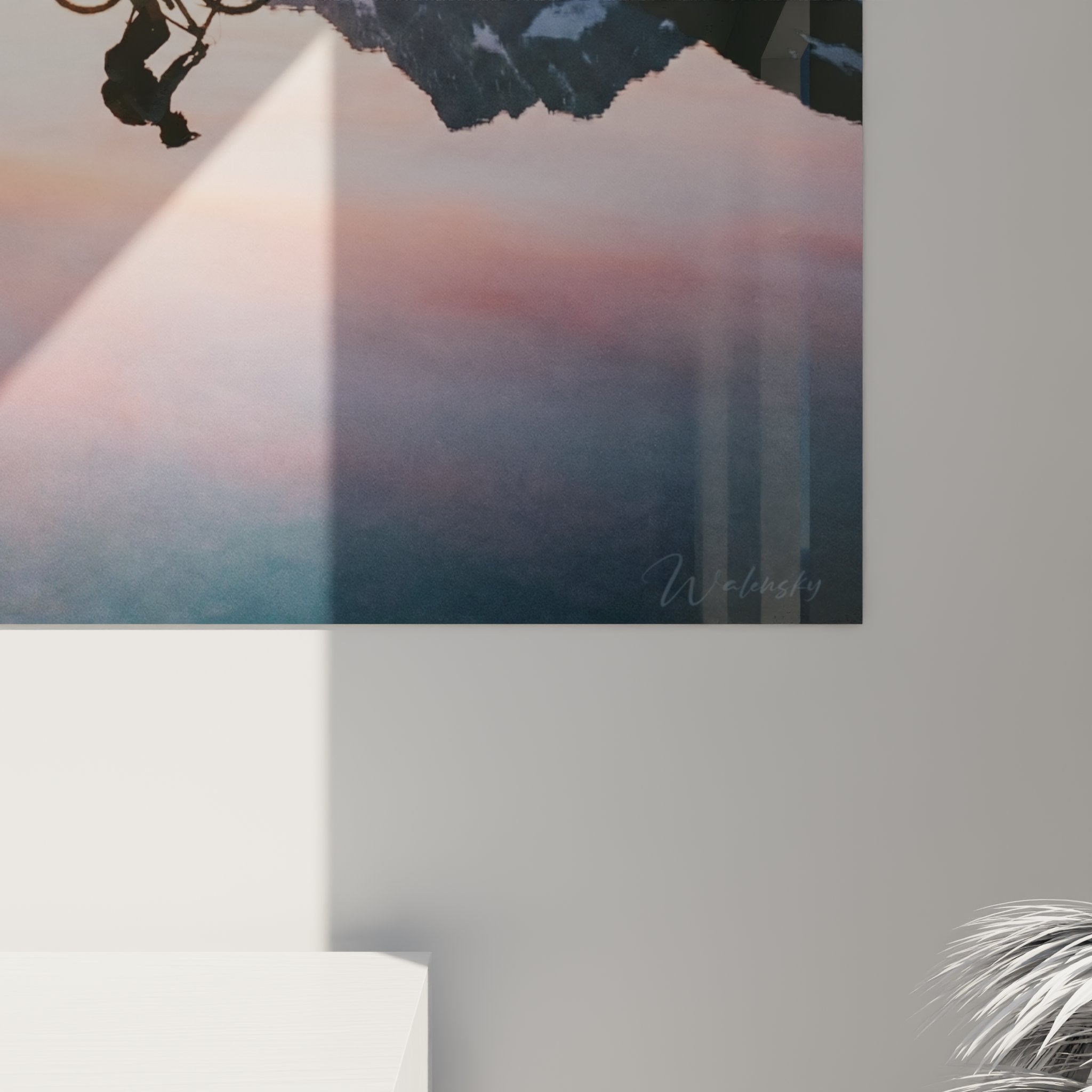 Vue ensemble tableau VTT reflet alpin decoration murale sport montagne cycliste lac miroir art contemporain