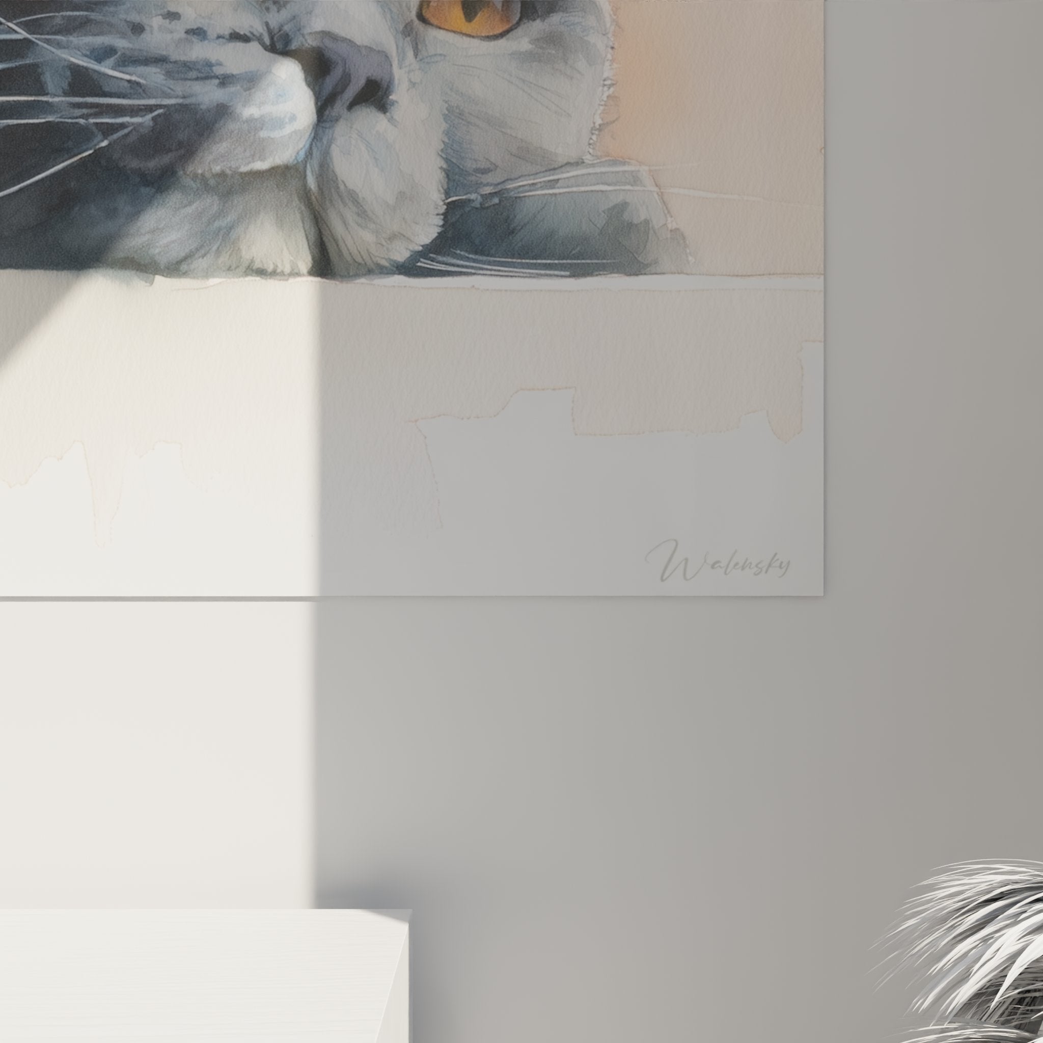 Gesamtansicht Aquarell-Wandbild Kartäuser-Katze moderne Inneneinrichtung Tierkunst elegant