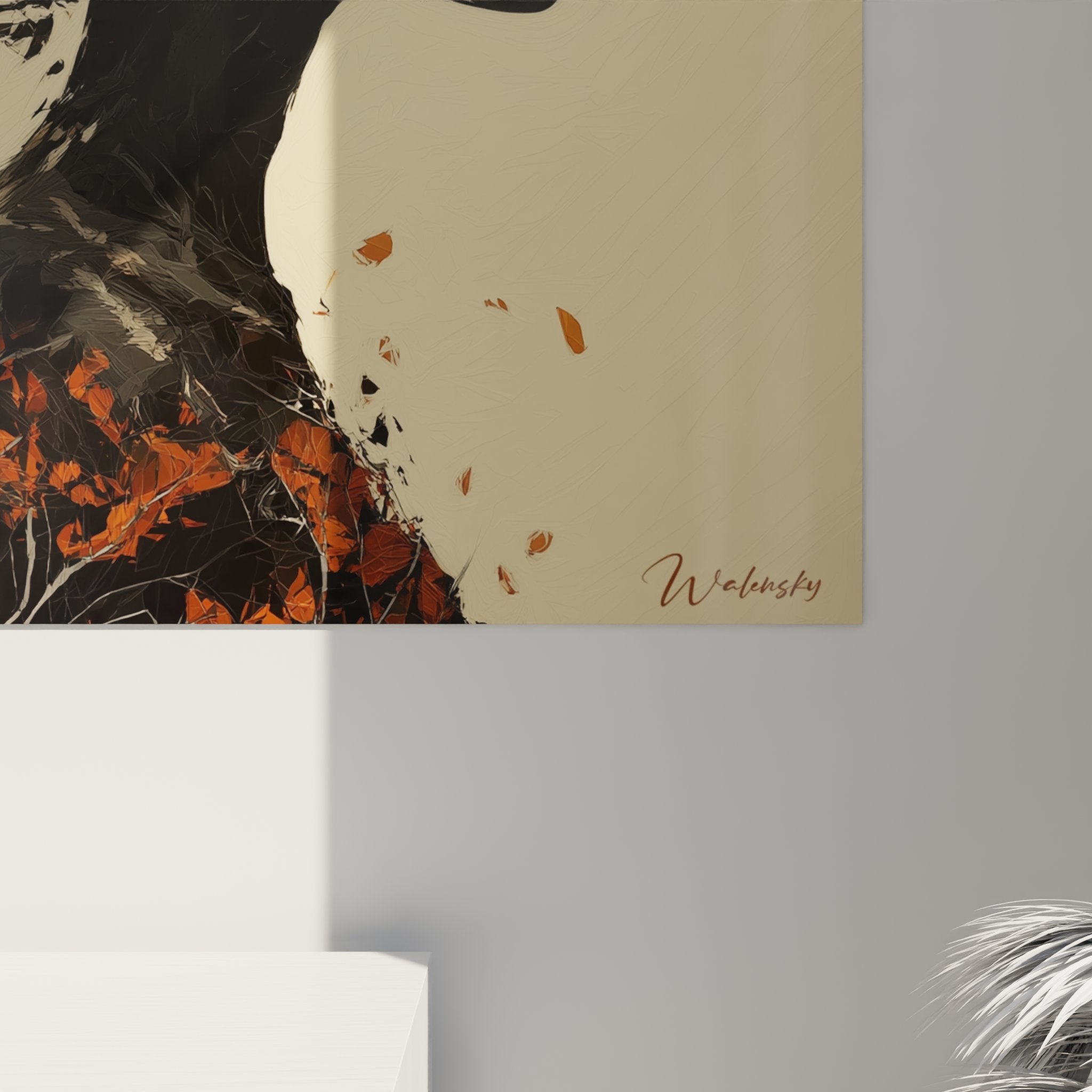 Vue d'ensemble tableau mural femme africaine automne dans salon moderne décoration contemporaine