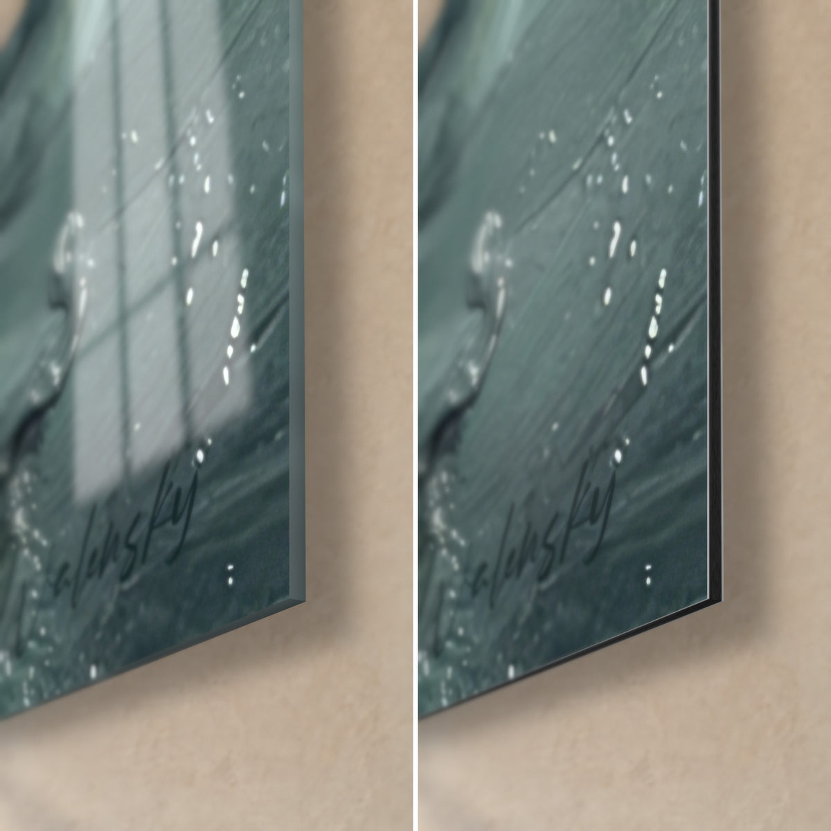 Tableau voiture de course sous le déluge, coin bas droit : verre brillant aux reflets, Dibond mat gris-vert, tranche de 3 mm et signature