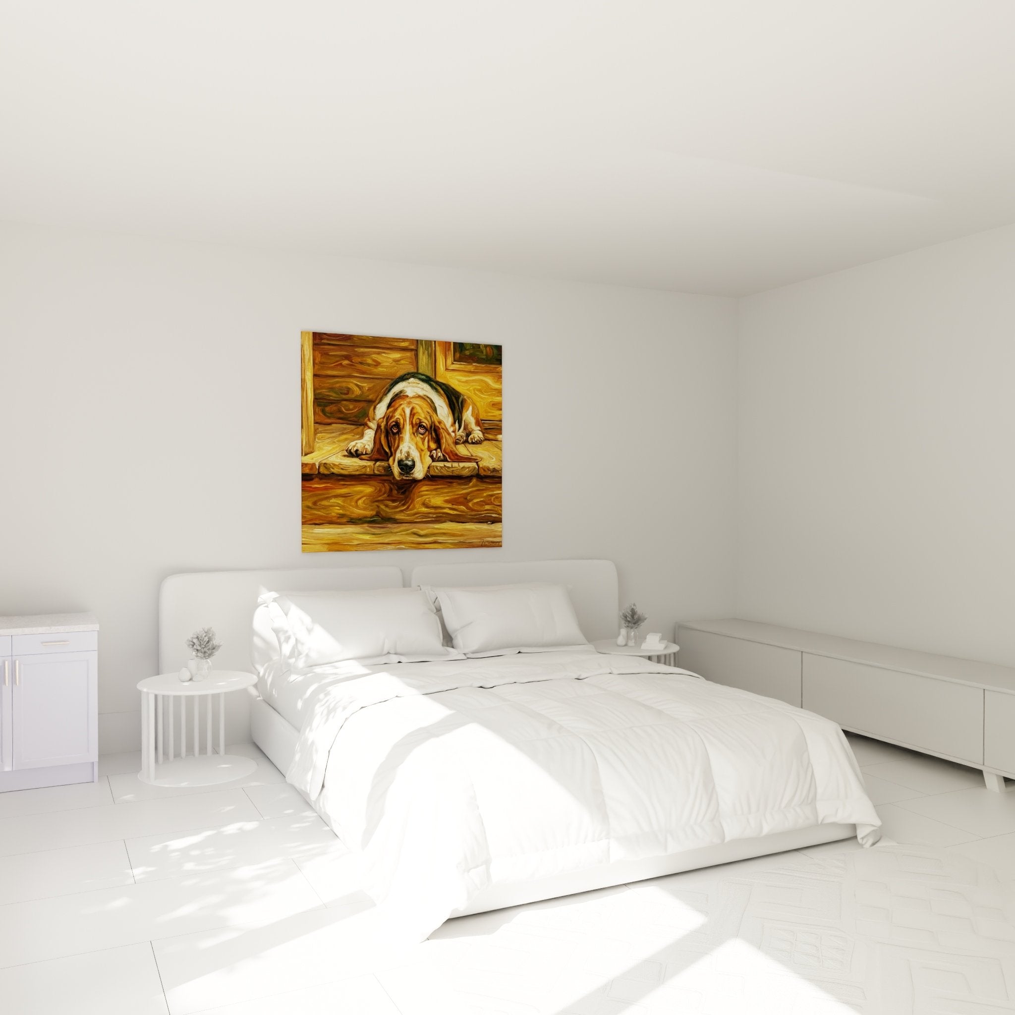 Tableau Basset Hound mélancolique accroché au-dessus lit, décoration chambre tons dorés