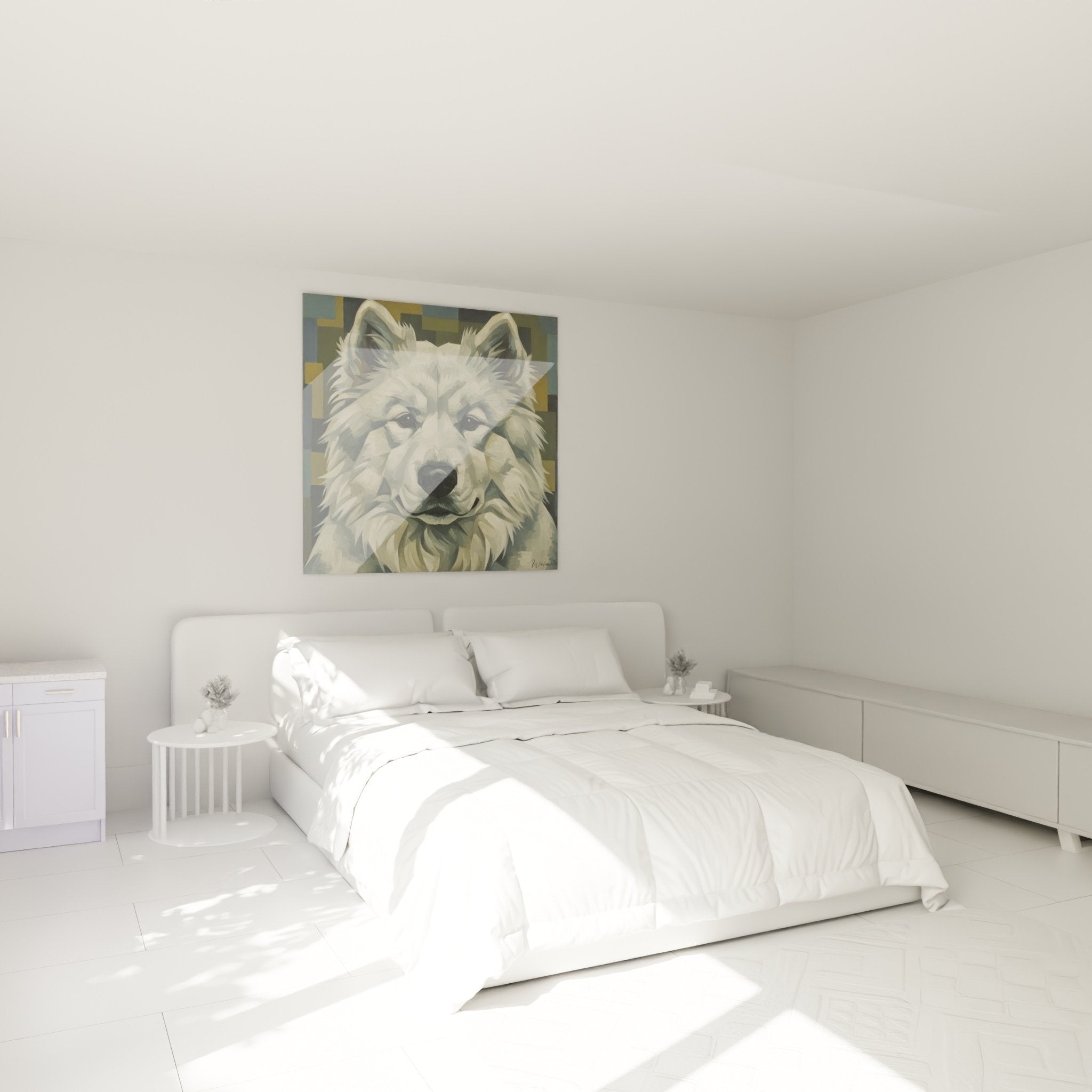 Portrait moderne Samoyede blanc dans chambre scandinave avec murs clairs et mobilier bois naturel