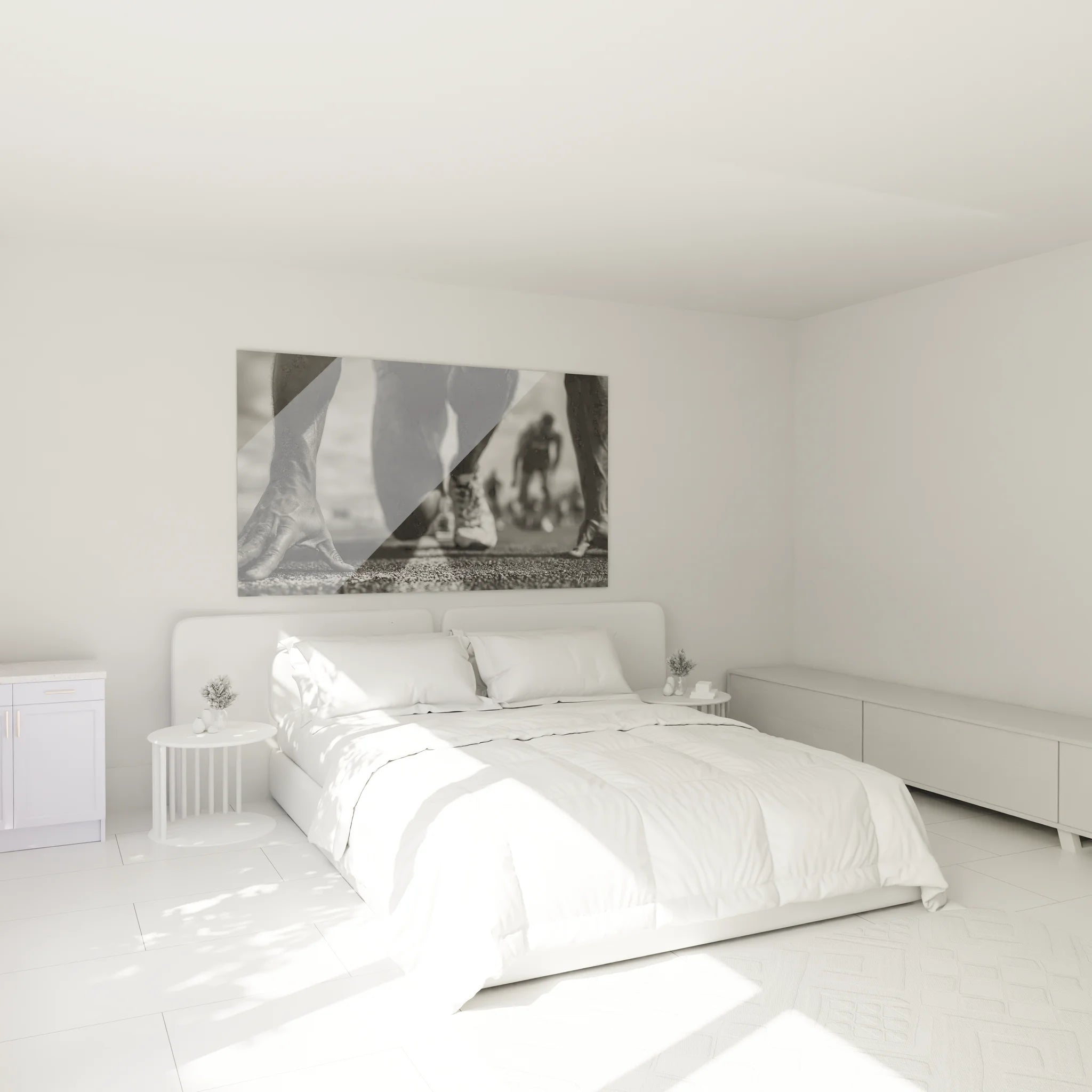 Décoration chambre avec tableau running noir et blanc au-dessus du lit