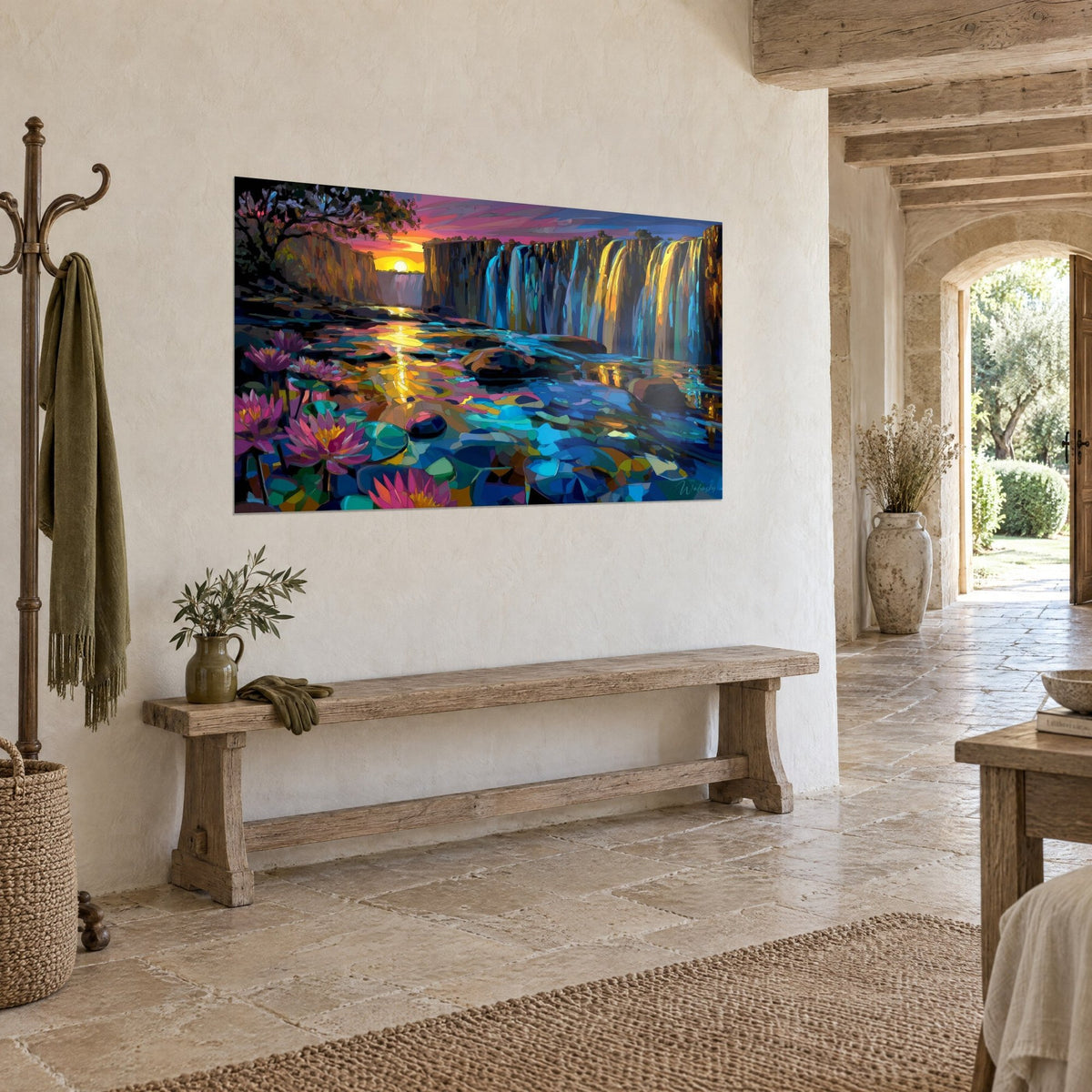 Tableau rideau de cascades jaune et turquoise sous un ciel violet, rochers sombres et eaux mosaïque, sur un mur de pierre en trois-quarts