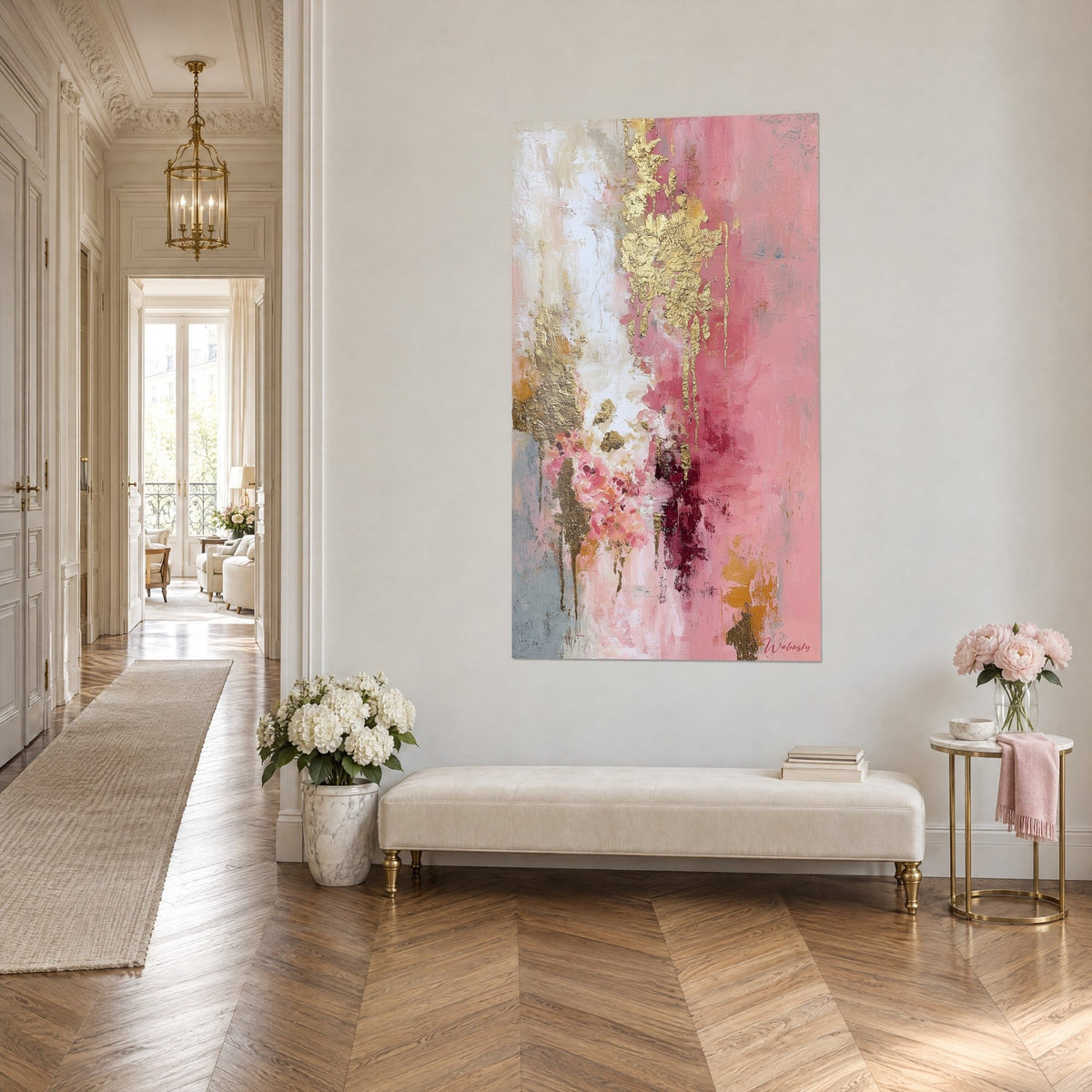 Gemälde Bouquet rosa Pfingstrosen in weißen und goldenen Flächen versunken, dreiviertel Ansicht in einem Haussmann-Flur