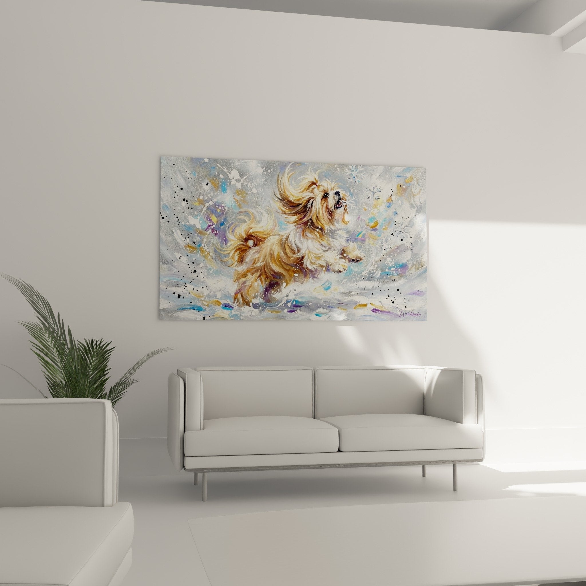 Détail du pelage doré et crème du Lhassa Apso avec projections de peinture bleue et violette