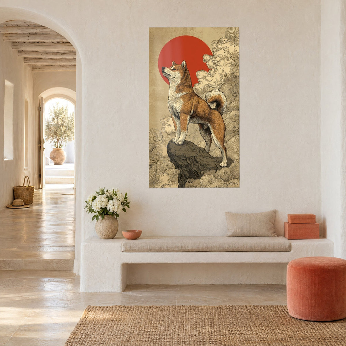 Gemälde japanischer Hund mit orangefarbenem Fell, Schwanz eingerollt, vor beigen Wolken in Dreiviertelansicht, weiße Bank, mediterranes Haus