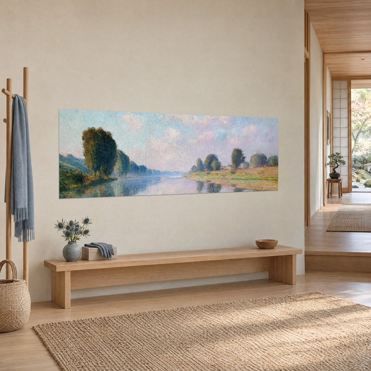 Schilderij rustige stroom onder een pastelkleurige hemel, bleekblauw en lila, gouden oever rechts, driekwart zicht in een gang
