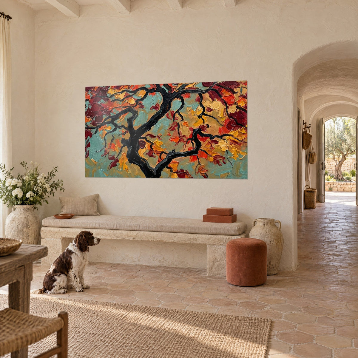 Tableau arbre d'automne à la ramure d'ébène, touffes cramoisies et ocre sur fond turquoise, banquette de pierre du mas