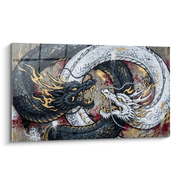 Cuadro Dragones Negros y Blancos Entrelazados sobre Muro Urbano - Dualidad Eterna - Edición Yin Yang