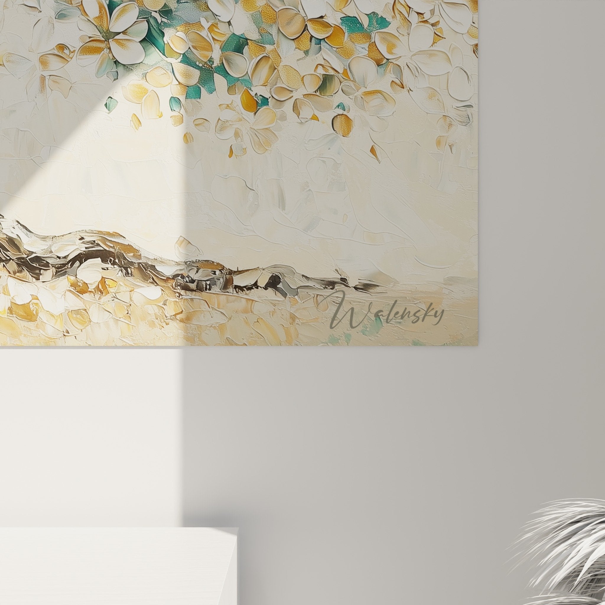 Vue d'ensemble tableau arbre aux tons chauds intégré dans salon moderne décoration harmonieuse