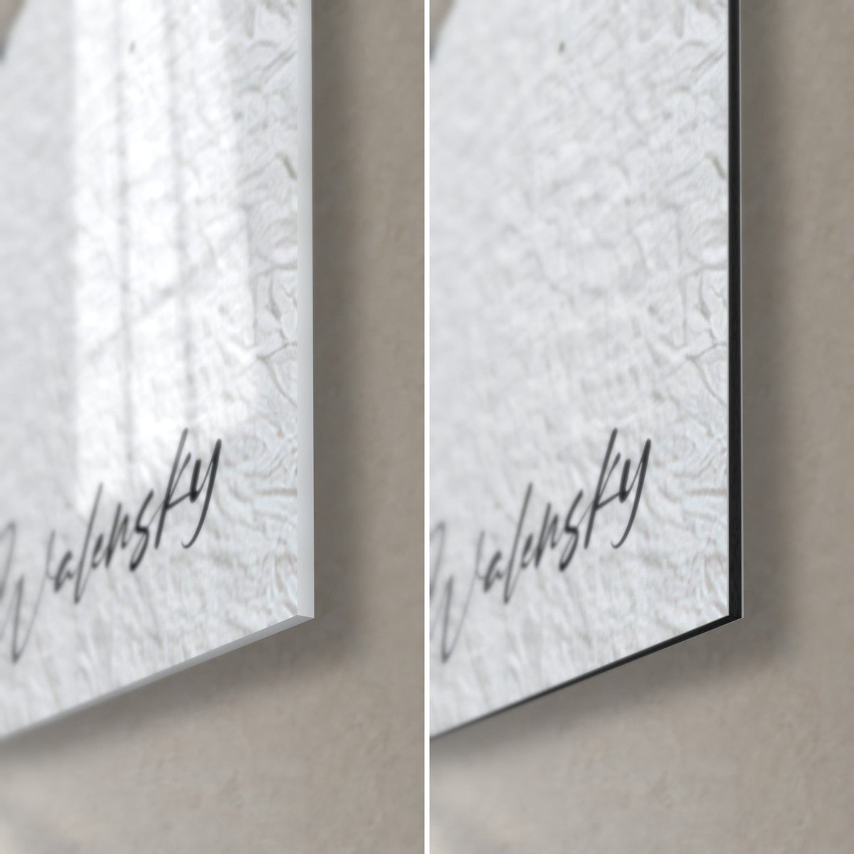 Gemälde mit schwarzer Tusche-Arabeske, untere rechte Ecke: glänzendes Acrylglas links, matt weißes Dibond rechts, 3 mm Kante