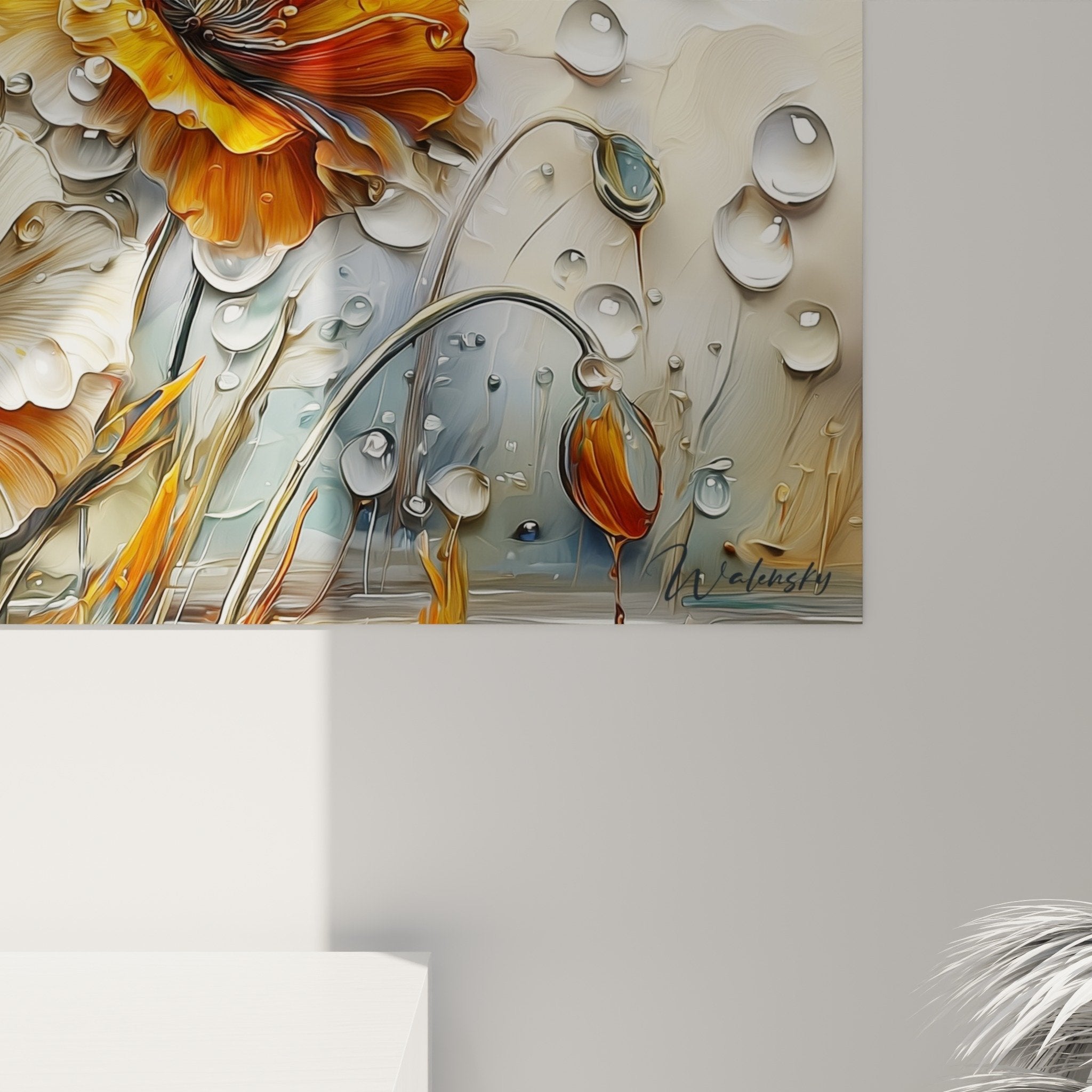 Vue ensemble tableau floral coquelicots dorés dans intérieur moderne, décoration murale élégante