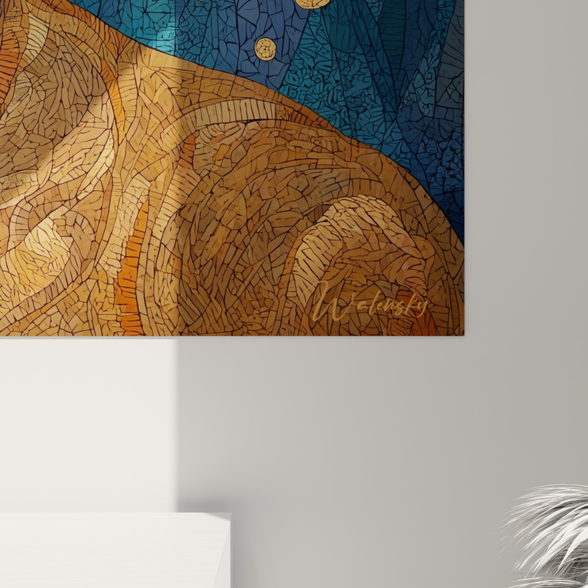 Vue ensemble tableau lions nocturne bleu or composition artistique decoration interieur salon