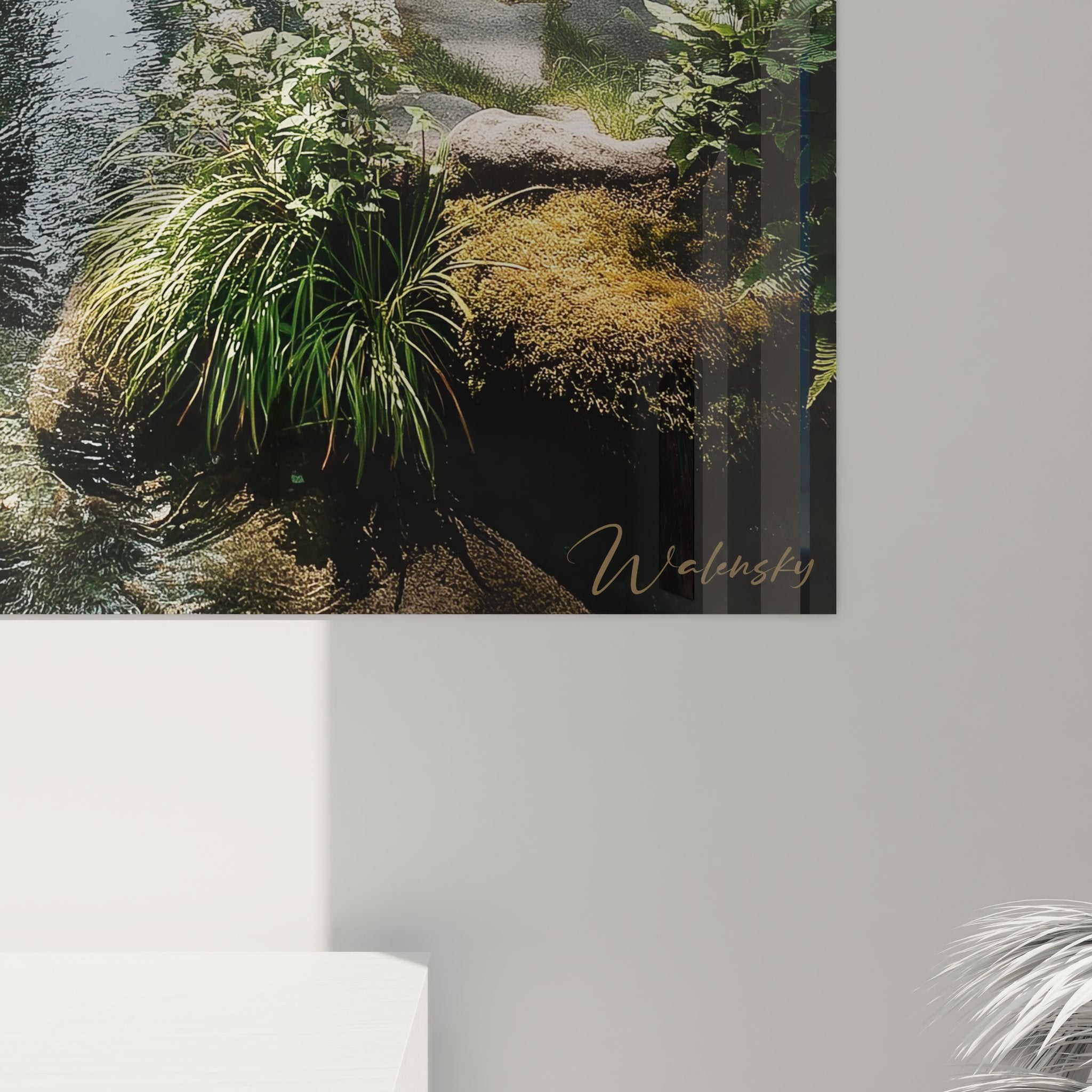 Vue ensemble tableau mural nature ruisseau forestier dans décoration intérieure moderne