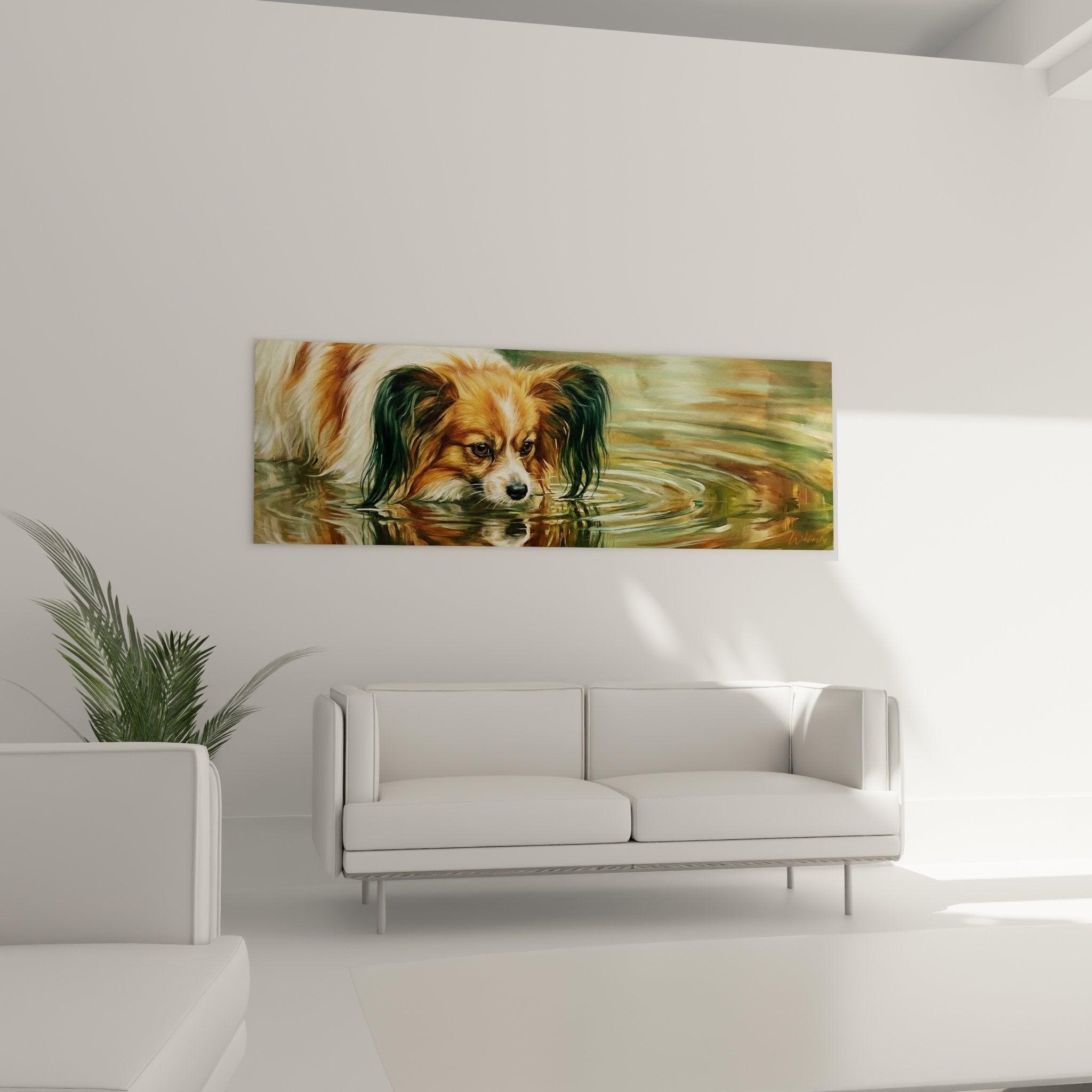 Gros plan chien Papillon oreilles frangees dans eau verte reflets lumineux ondulations dorées expression paisible