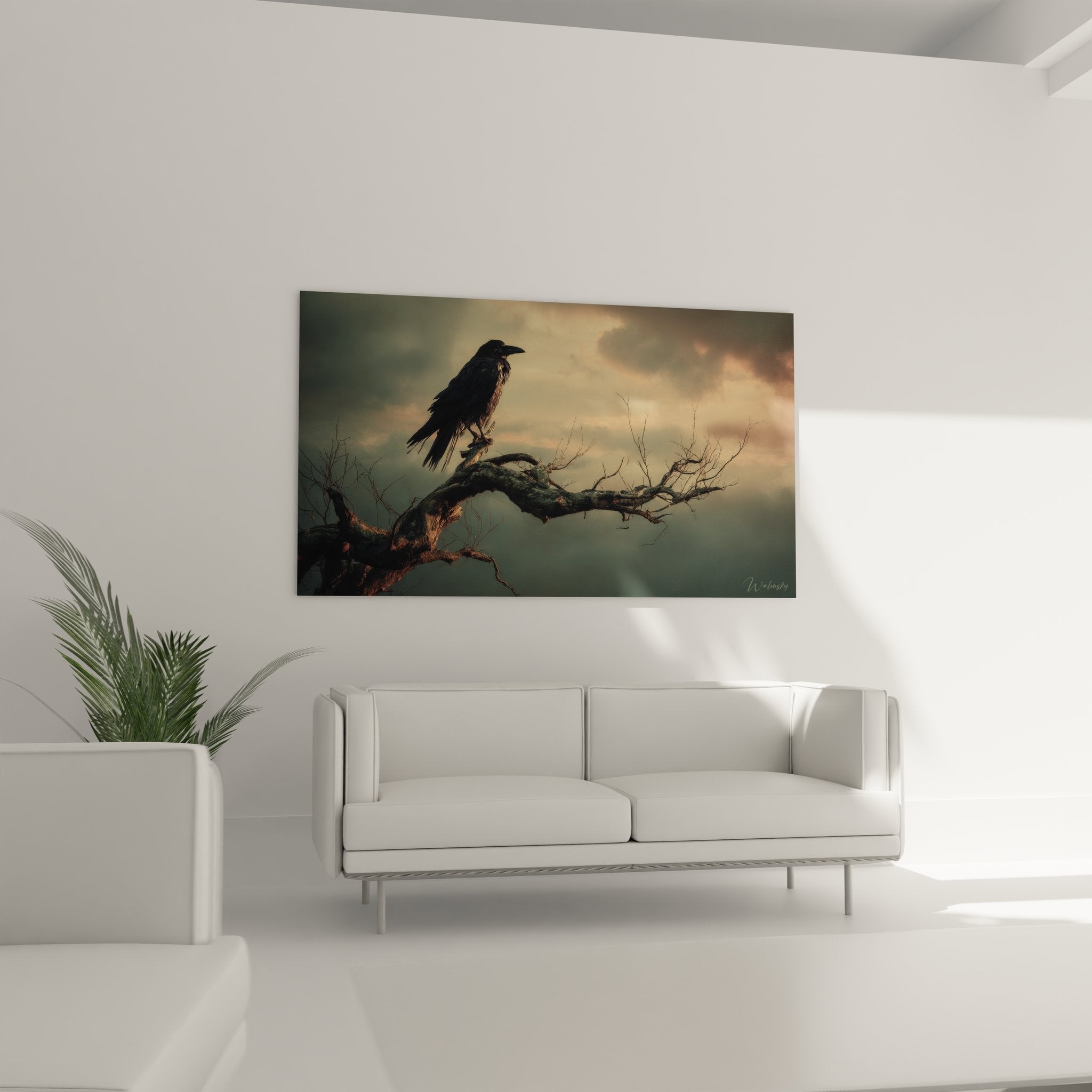 Gros plan détaillé du corbeau noir aux plumes ébouriffées sur branche morte texturée