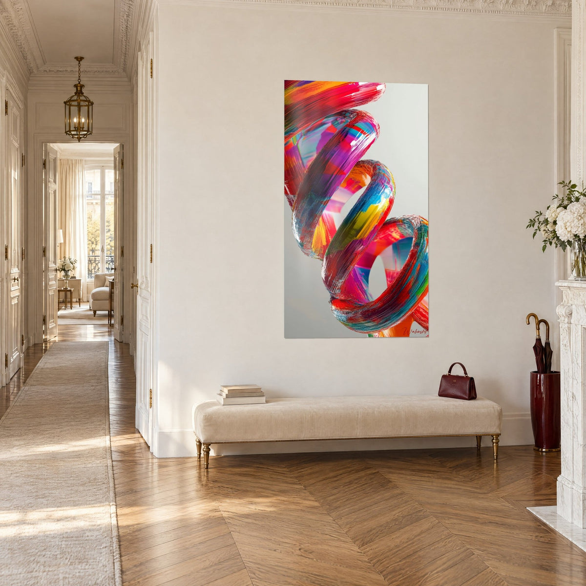 Tableau spirale génétique aux boucles vitrifiées magenta et jaune, fond gris perle, couloir haussmannien et banquette