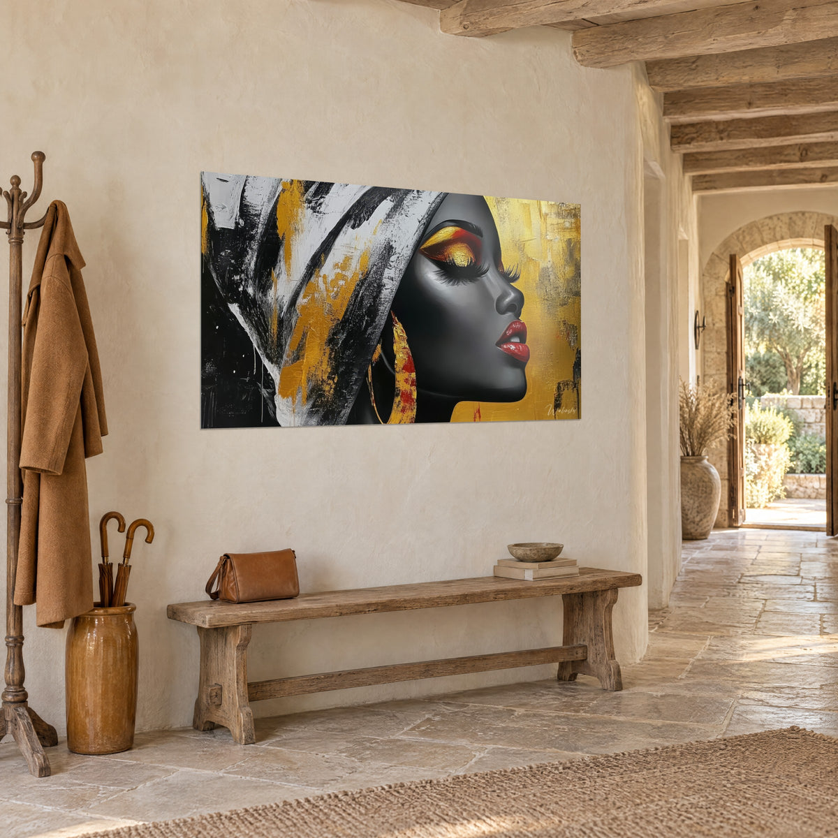 Cuadro retrato africano con labios rojos y pendiente dorado, fondo dorado y negro, en un pasillo de piedra