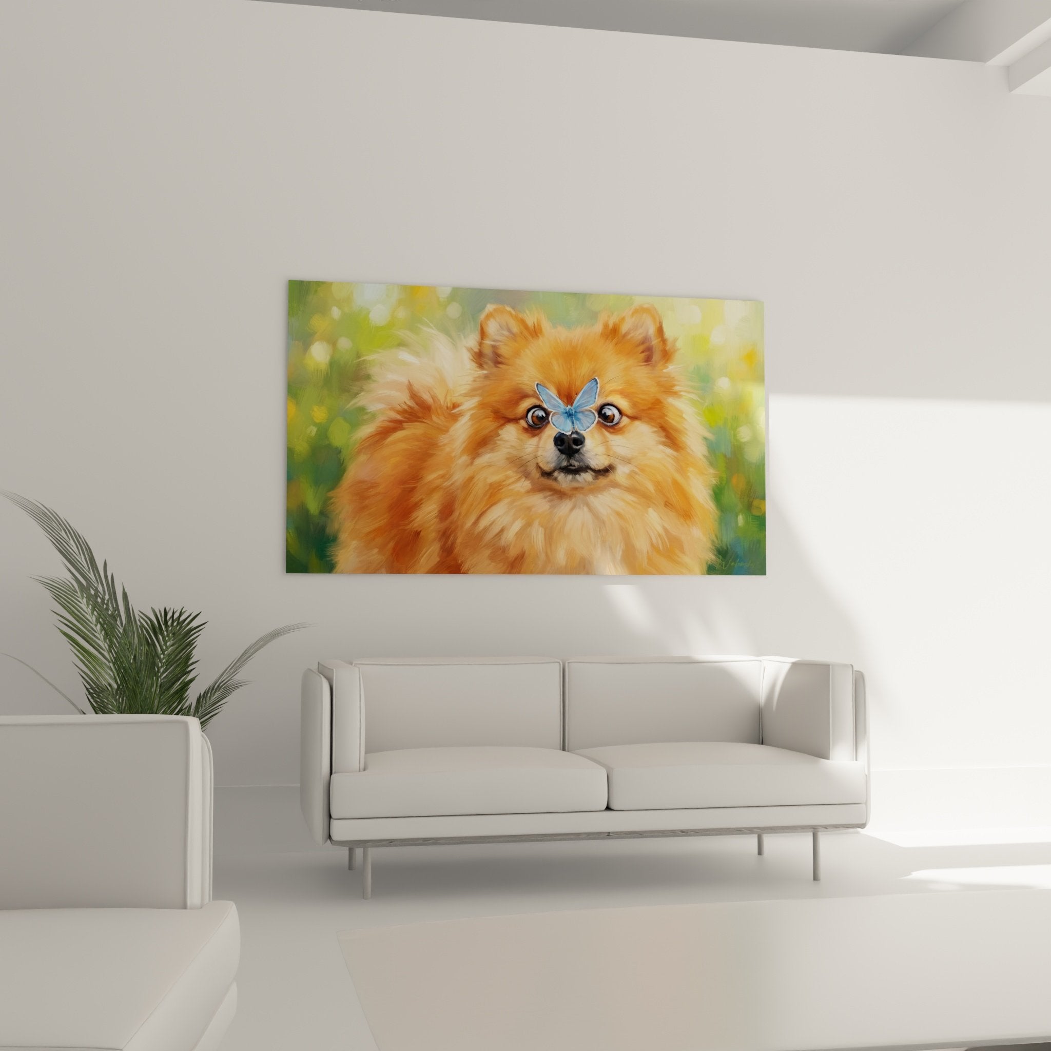 Gros plan portrait Spitz Poméranien pelage roux cuivré, papillon azur sur museau, regard expressif et doux