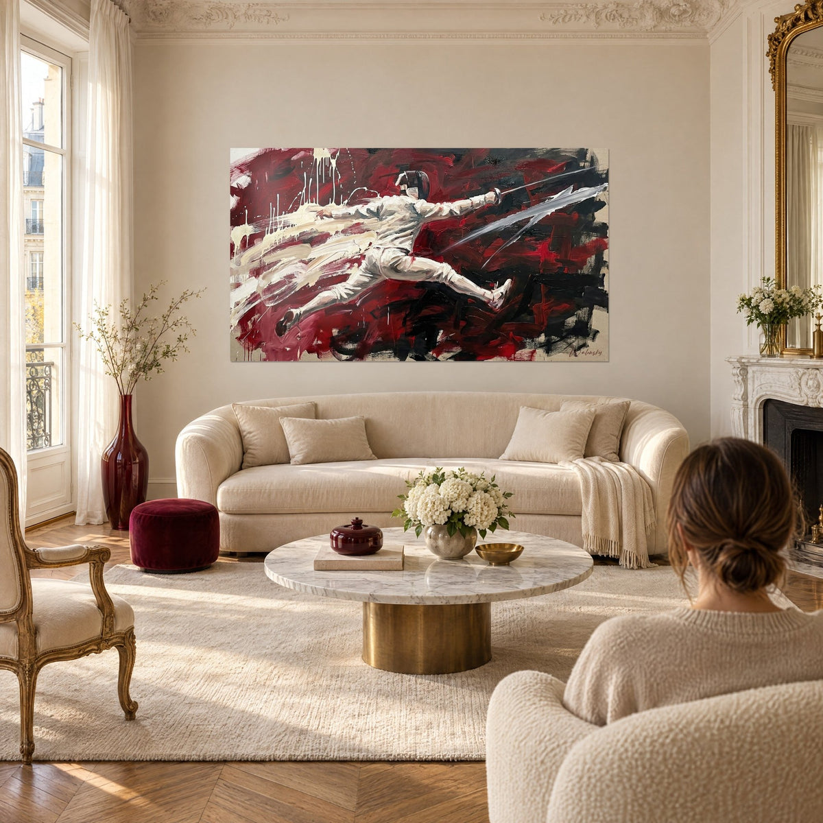 Gemälde eines Fechters in voller Ausfallstellung, weiße Jacke vor tiefrotem Karmin- und Schwarzton, über einem Sofa in einem hellen Wohnzimmer