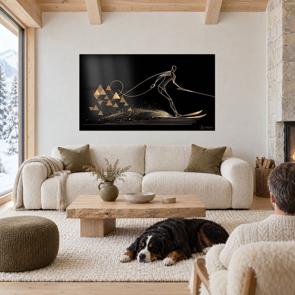 Tableau skieur nautique en fil d'or sur fond noir, triangles ocre et poussière d'écume, au-dessus d'un canapé dans un salon lumineux