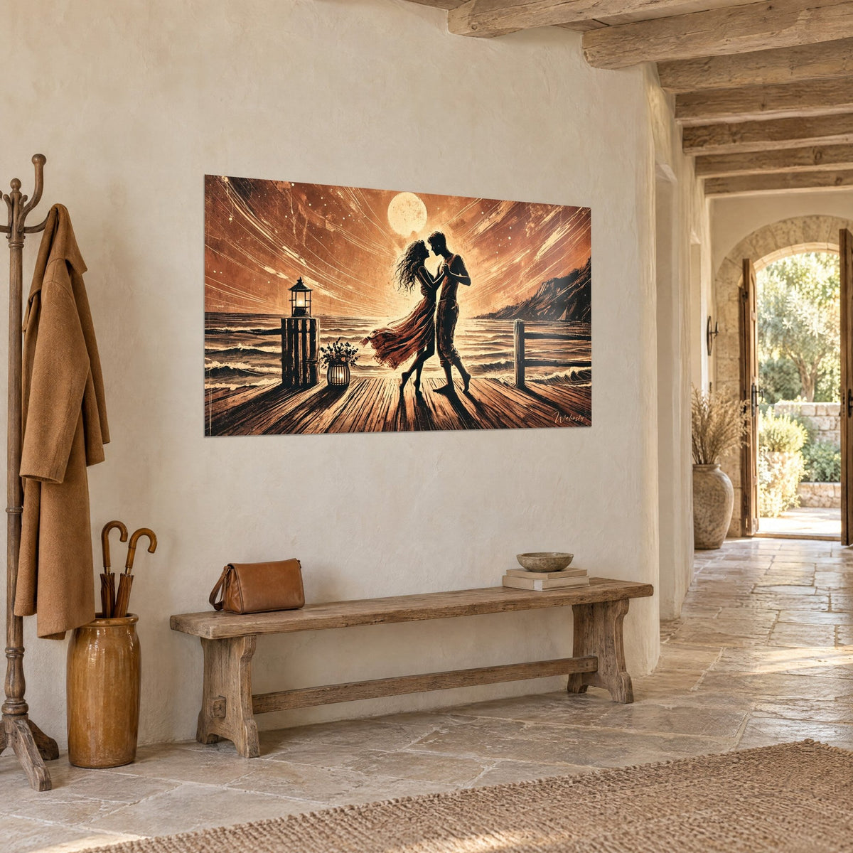 Quadro ballerini su un molo di legno, abito rosso mattone portato dal vento, mare seppia, corridoio in pietra di una casa di campagna