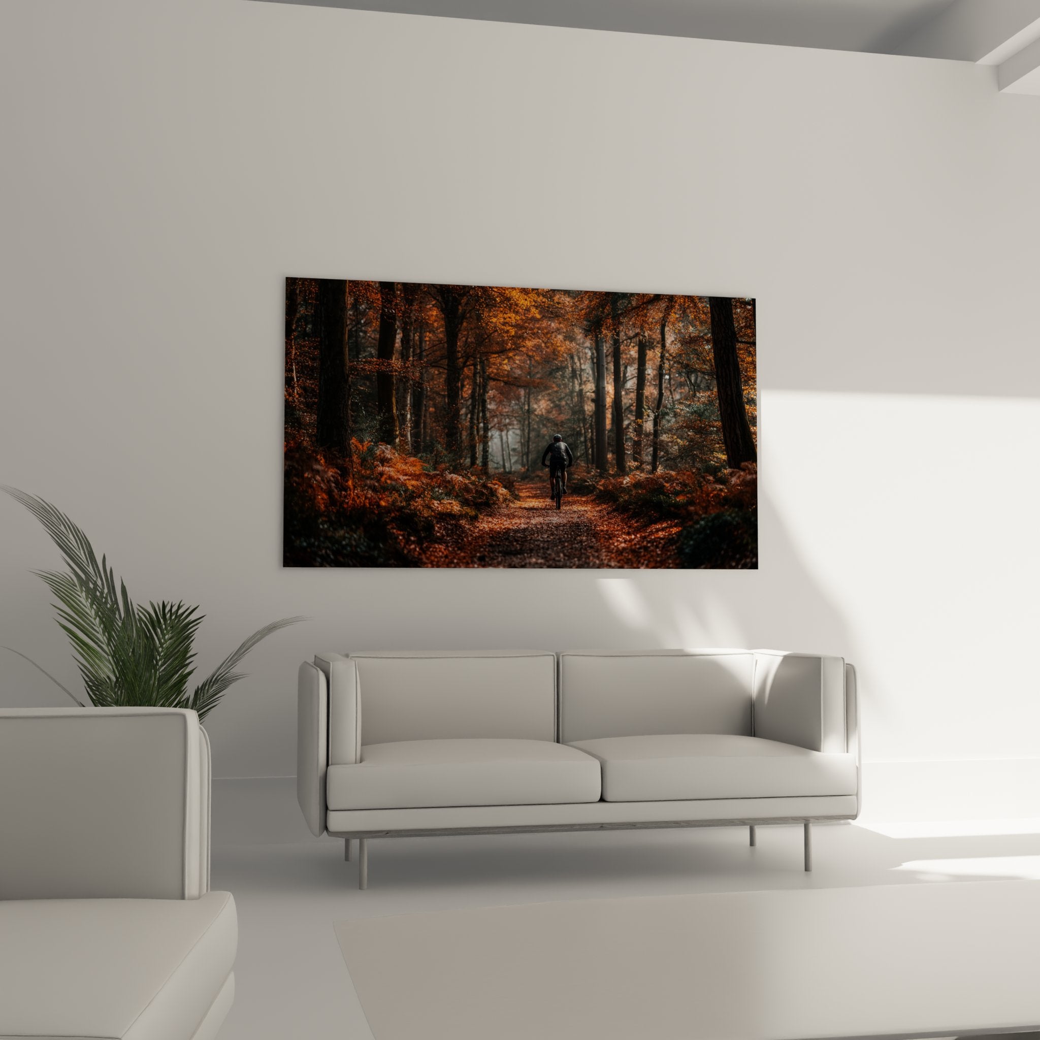 Detail Mountainbike-Kunstwerk Herbstwald mit Radfahrer und orangefarbenen Blättern auf Waldweg