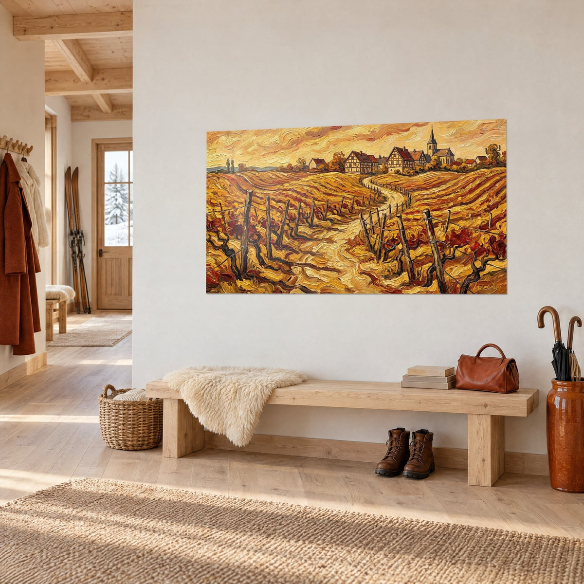 Cuadro viñedo otoñal en pinceladas gruesas, ocre y naranja, campanario lejano, colgado en una entrada de madera clara de chalet