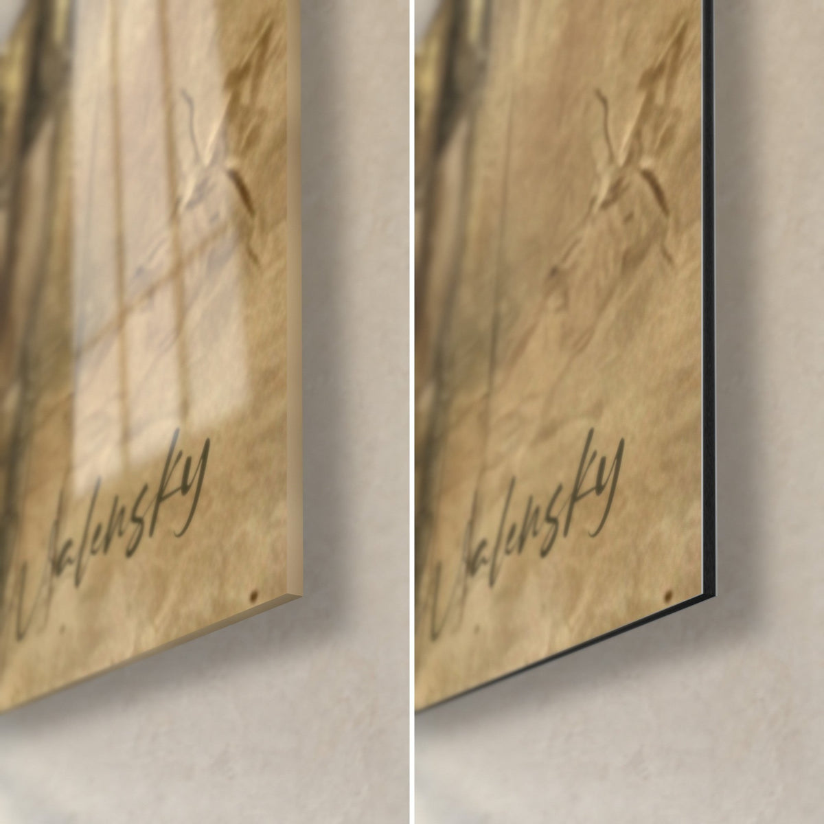 Quadro di giocatori di calcio balilla, angolo in basso a destra: vetro lucido con riflessi e alluminio Dibond opaco beige, spessore 3 mm