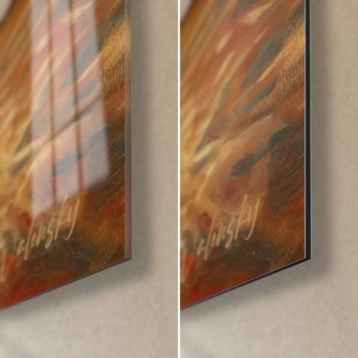 Quadro gatto rosso che allunga le zampe, angolo in basso a destra: vetro acrilico lucido che riflette la luce, alluminio Dibond nero opaco, spessore 3 mm
