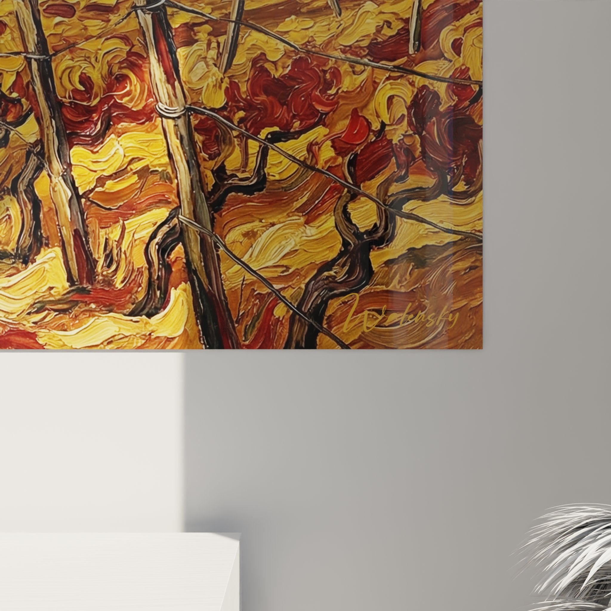 Vue d'ensemble tableau mural alsacien dans intérieur moderne, paysage viticole automnal, tons dorés et ocre