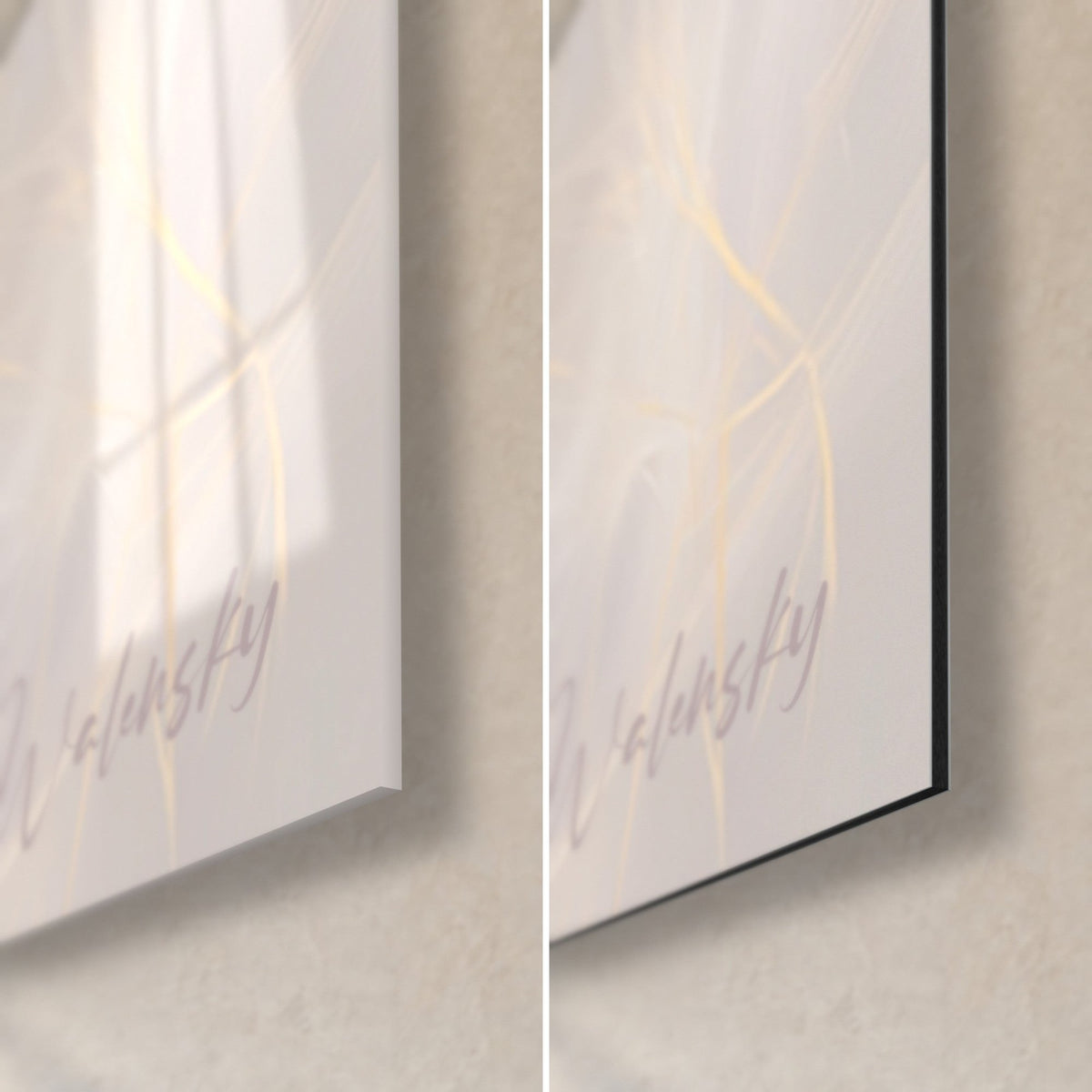 Tableau minet blanc aux iris dorés, coin bas droit : verre acrylique brillant à gauche, Dibond noir mat à droite, tranche 3 mm